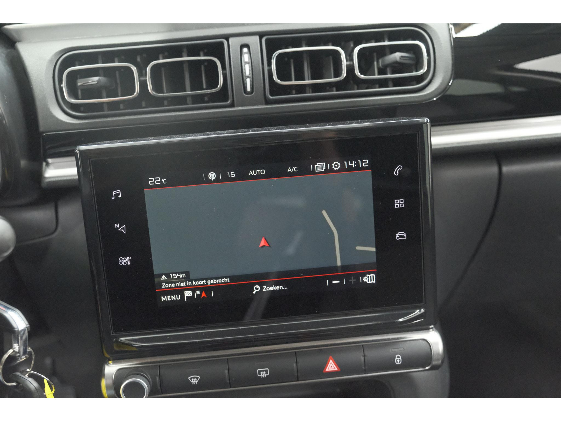 Citroen C3 PureTech 110 EAT6 Business | Trekhaak | Camera | Dodehoekdetectie | Navigatie | Climate Control