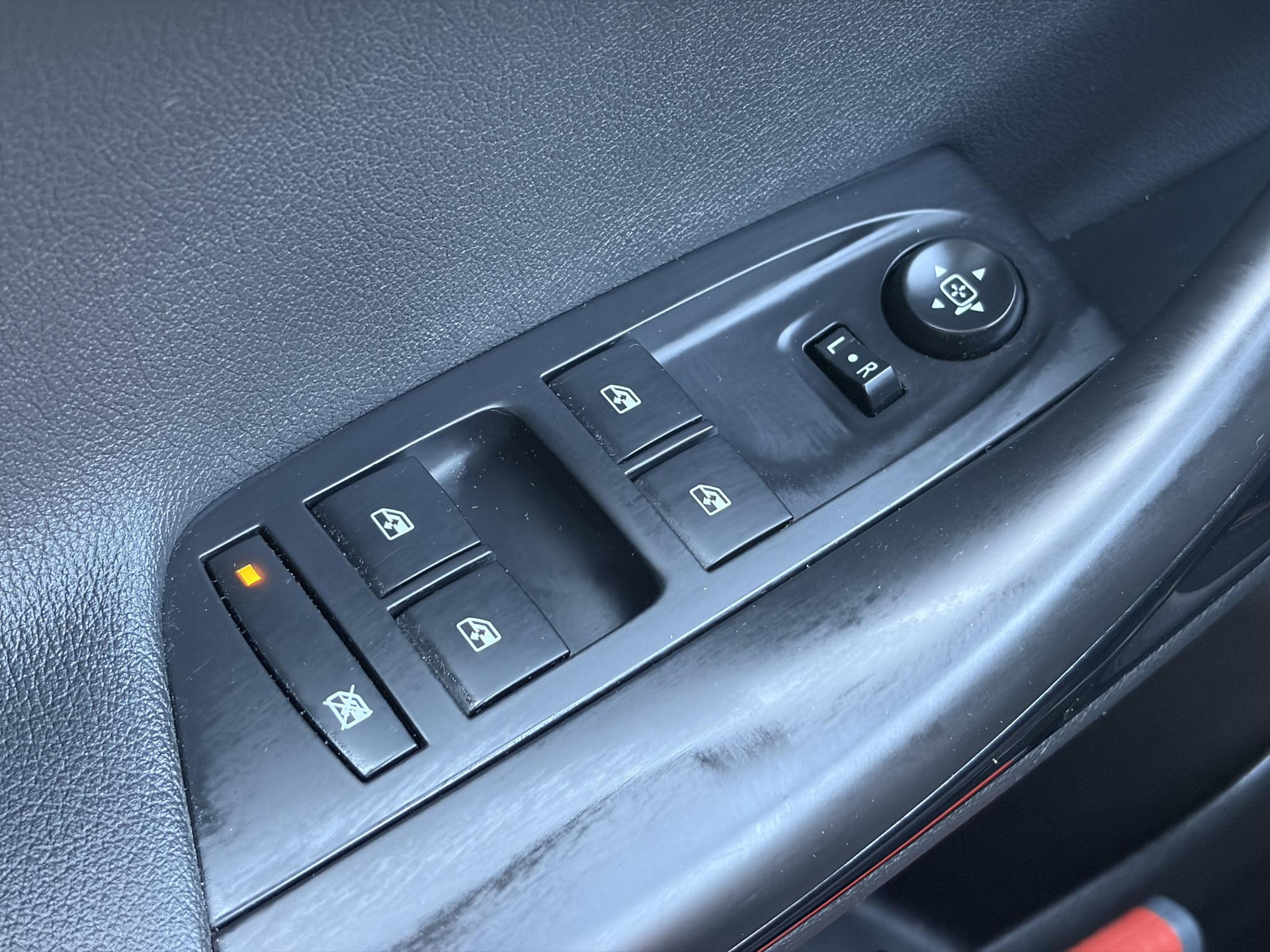 Opel Astra 1.2 Launch Elegance 2e Eigenaar,Camera,Stoelverw-Stuurverw,110pk,Navi,Carplay,Halfleder,Elekt.Stoel,6 Bak,Clima,Cruise,Lm velgen,Pdc V+A,N.A.P,Net beurt gehad,Apk tot 09-2028