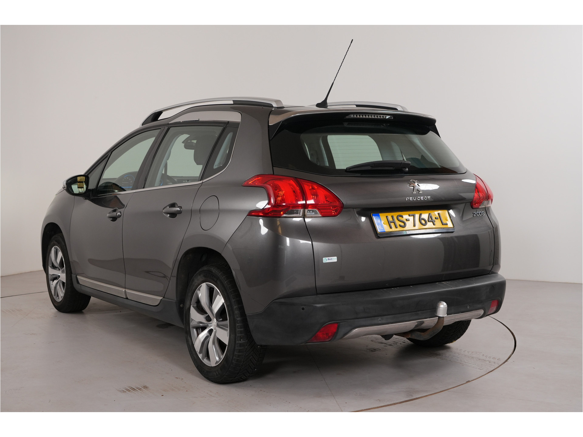 Peugeot 2008 1.2 PureTech Allure | Trekhaak | Cruise | Navi | Climate |