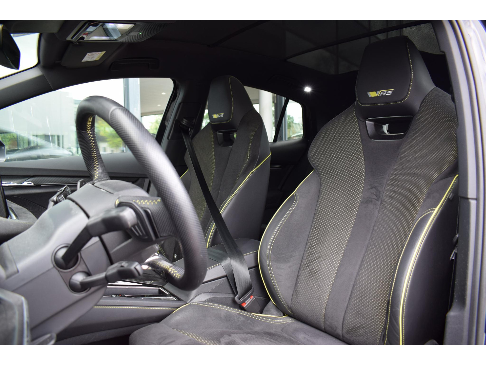 Skoda Enyaq Coupé iV 80 RS | SOH: 95,1% | Pano | Memory | Alcantara | Matrix | Stuurverwarming