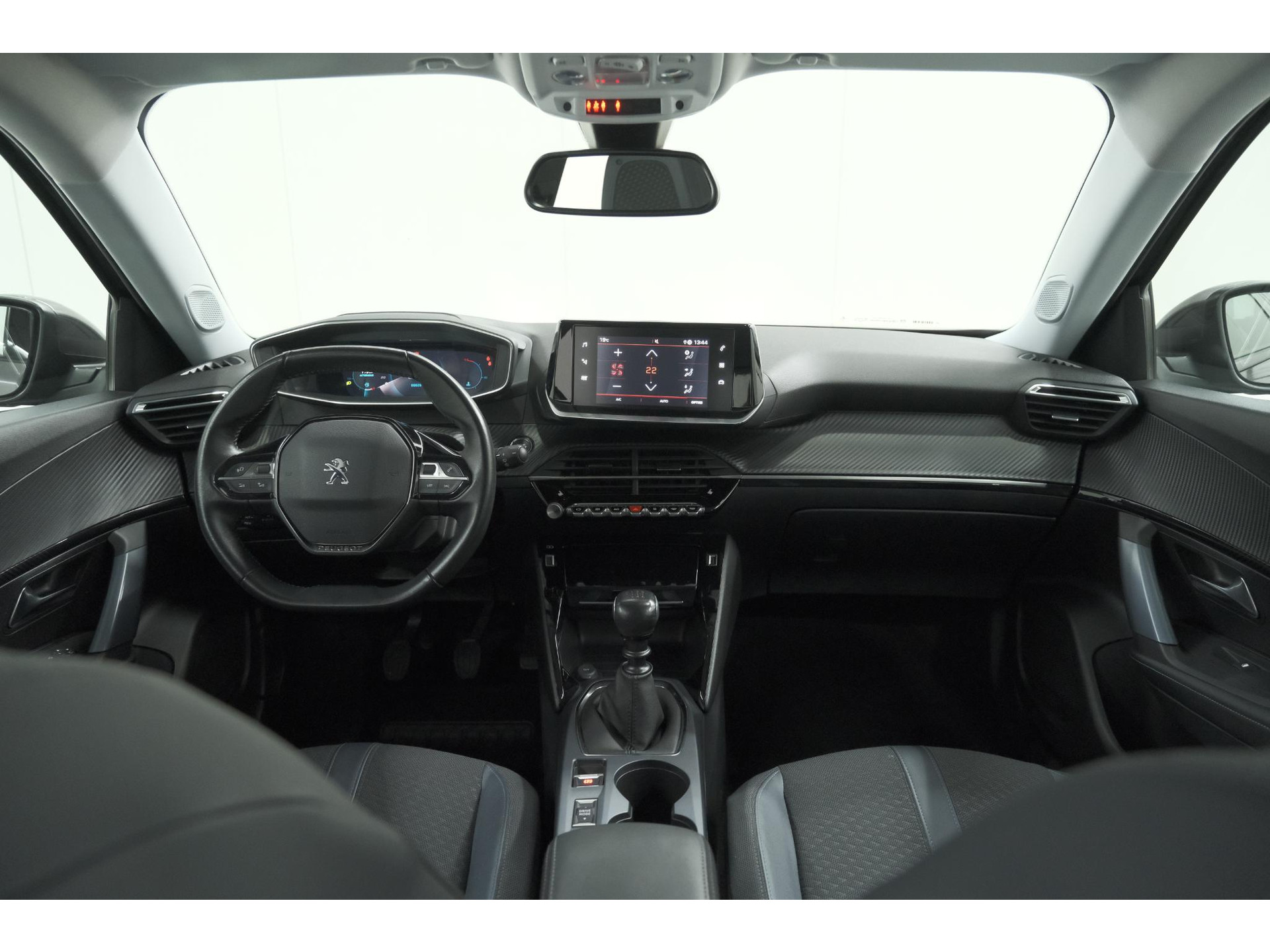 Peugeot 2008 PureTech 130 Allure | Camera | Stoelverwarming | Apple Carplay | Parkeersensoren voor + Achter