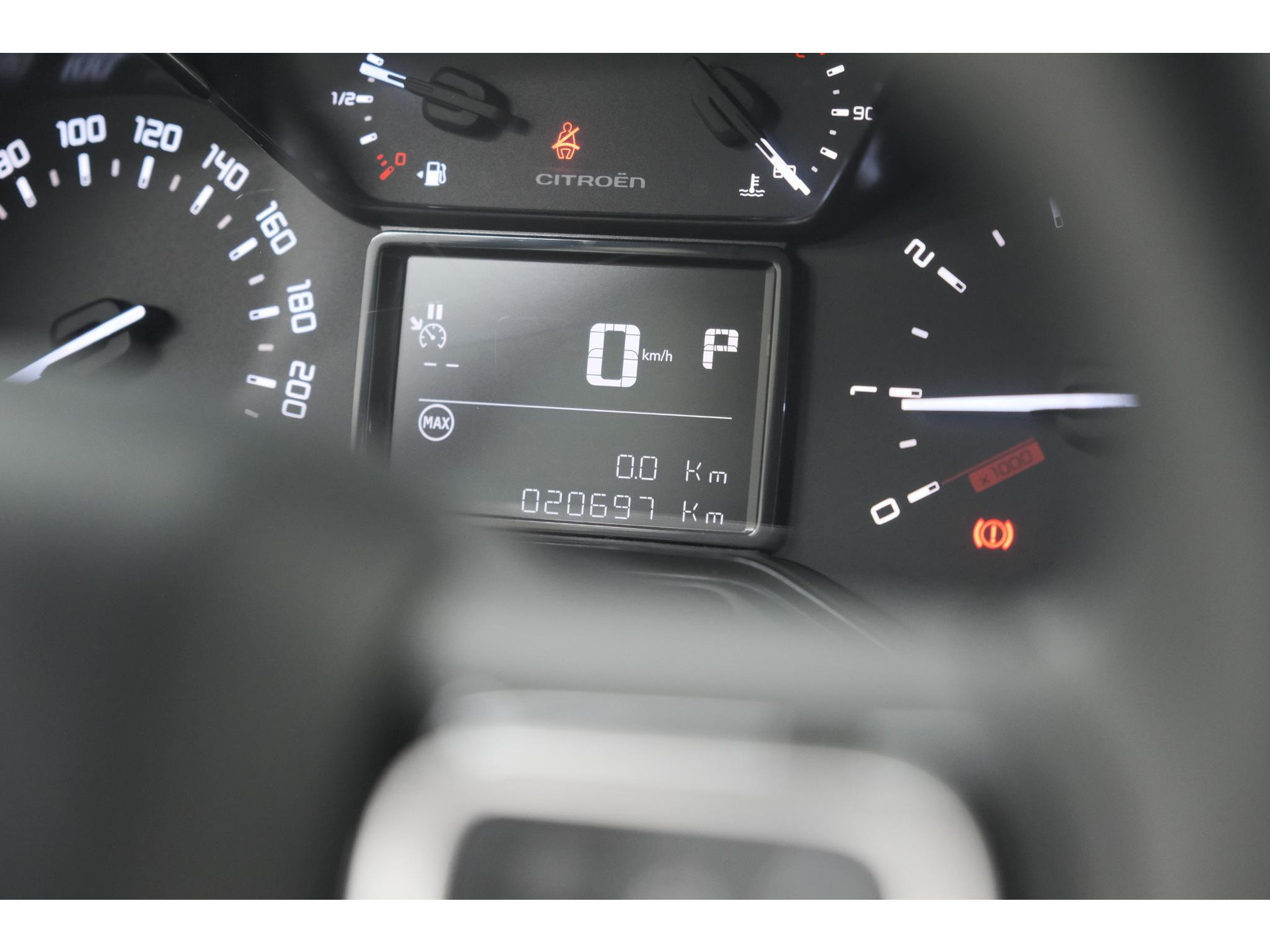 Citroen C3 PureTech 110 EAT6 Max | Camera | Parkeersensoren | Navigatie | Apple Carplay