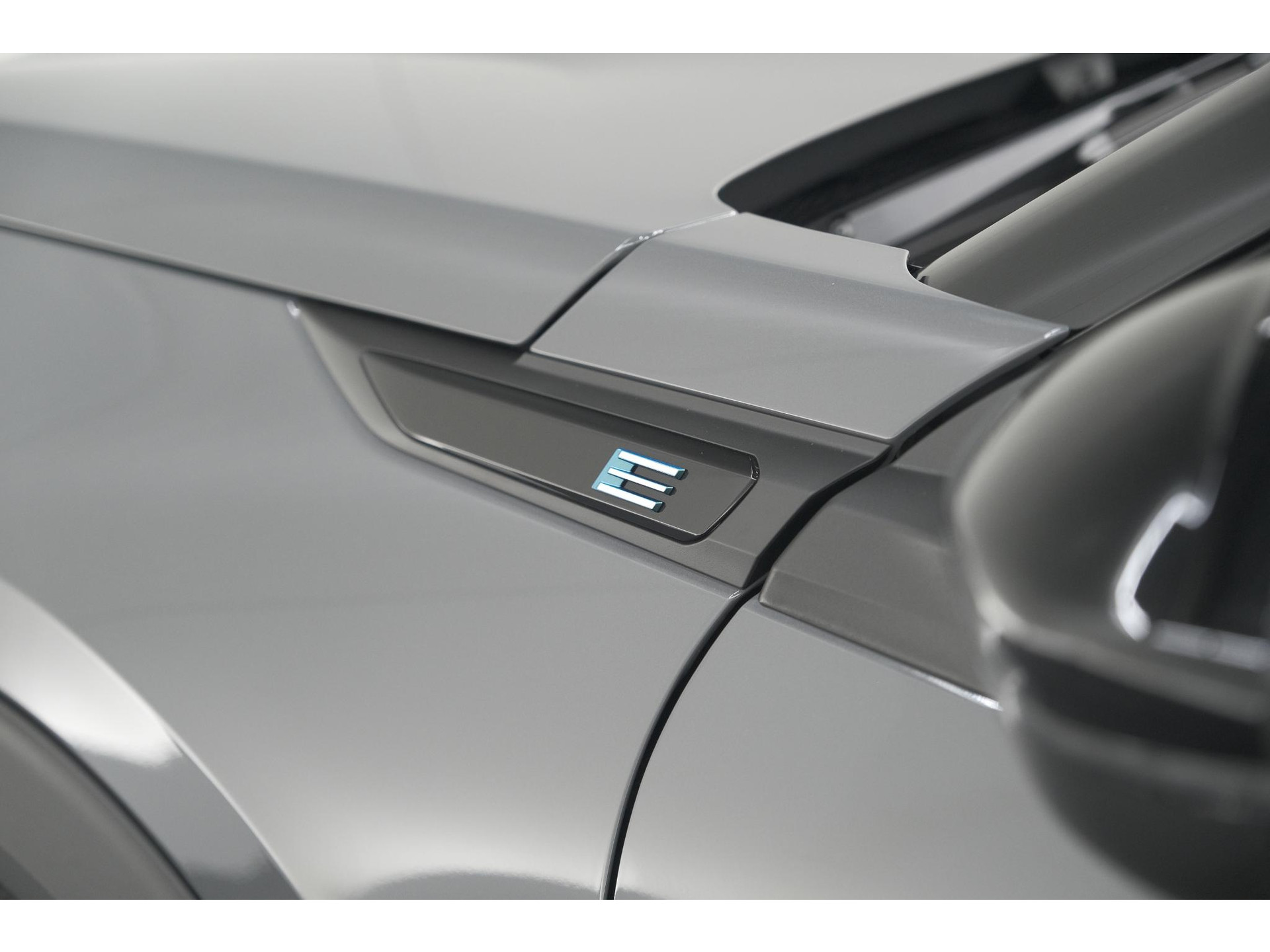 Peugeot e-2008 EV GT Avantage 54 kWh | 360 Camera | Massage Functie | Dodehoekdetectie | Stoelverwarming