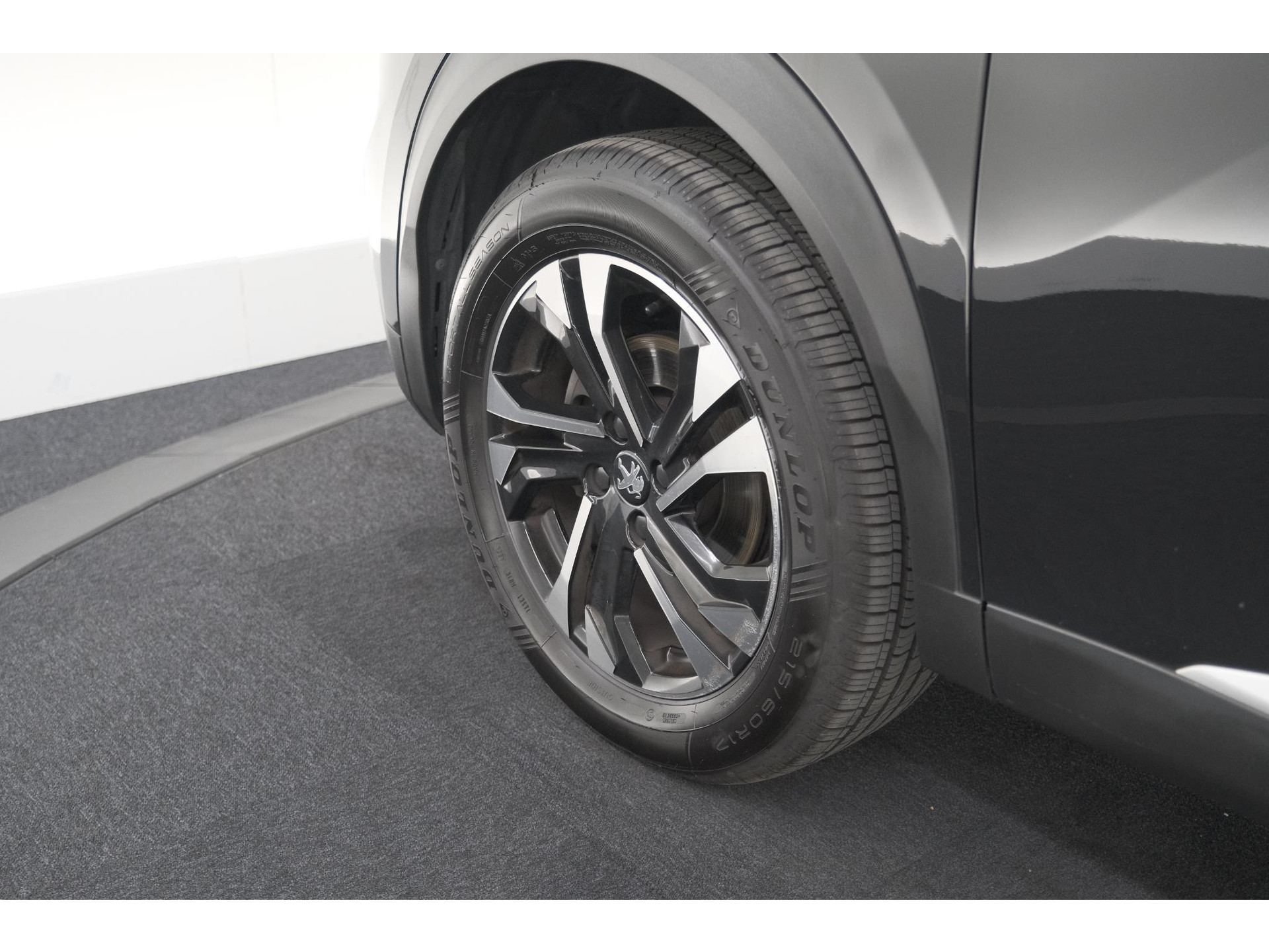 Peugeot 2008 PureTech 130 Blue Lease Allure | Camera | Apple Carplay | Parkeersensoren | Climate Control