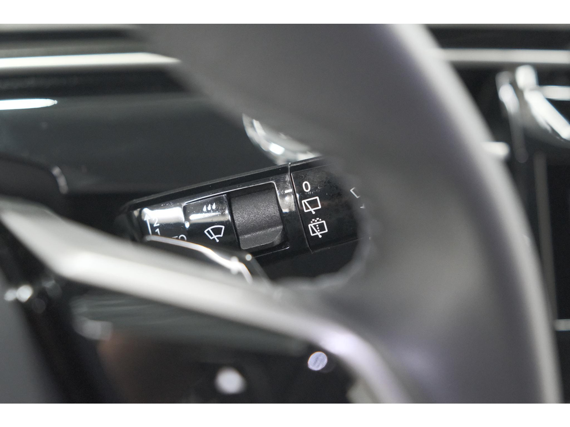 Peugeot 5008 1.2 Hybrid 136 e-DCS6 Allure | 7 Zitplaatsen | Camera | Stoelverwarming | Navigatie