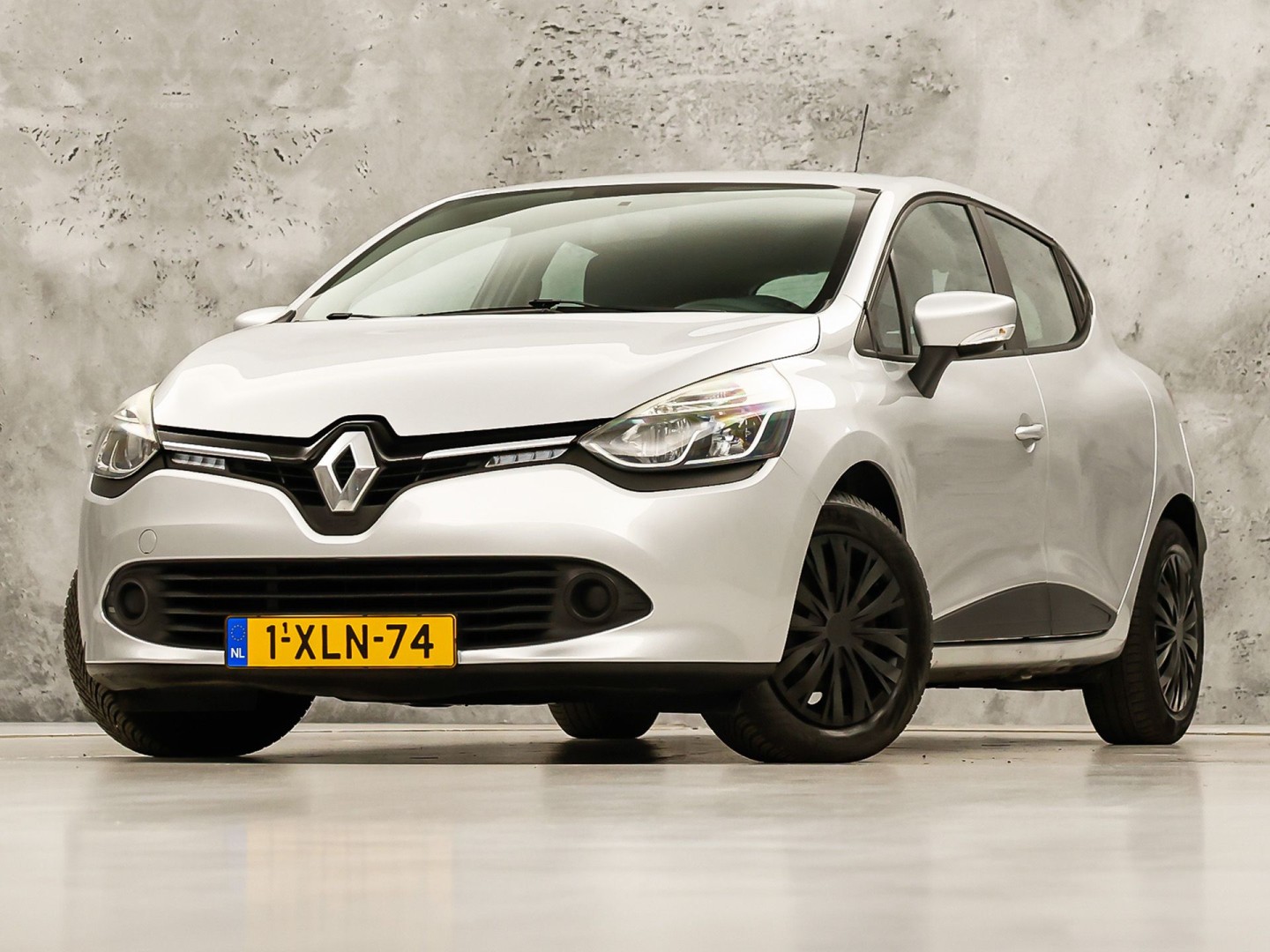 Renault Clio 0.9 TCe Sport (NAVIGATIE, CRUISE, TREKHAAK, SPORTSTOELEN, BLUETOOTH, NIEUWE APK, NIEUWSTAAT)