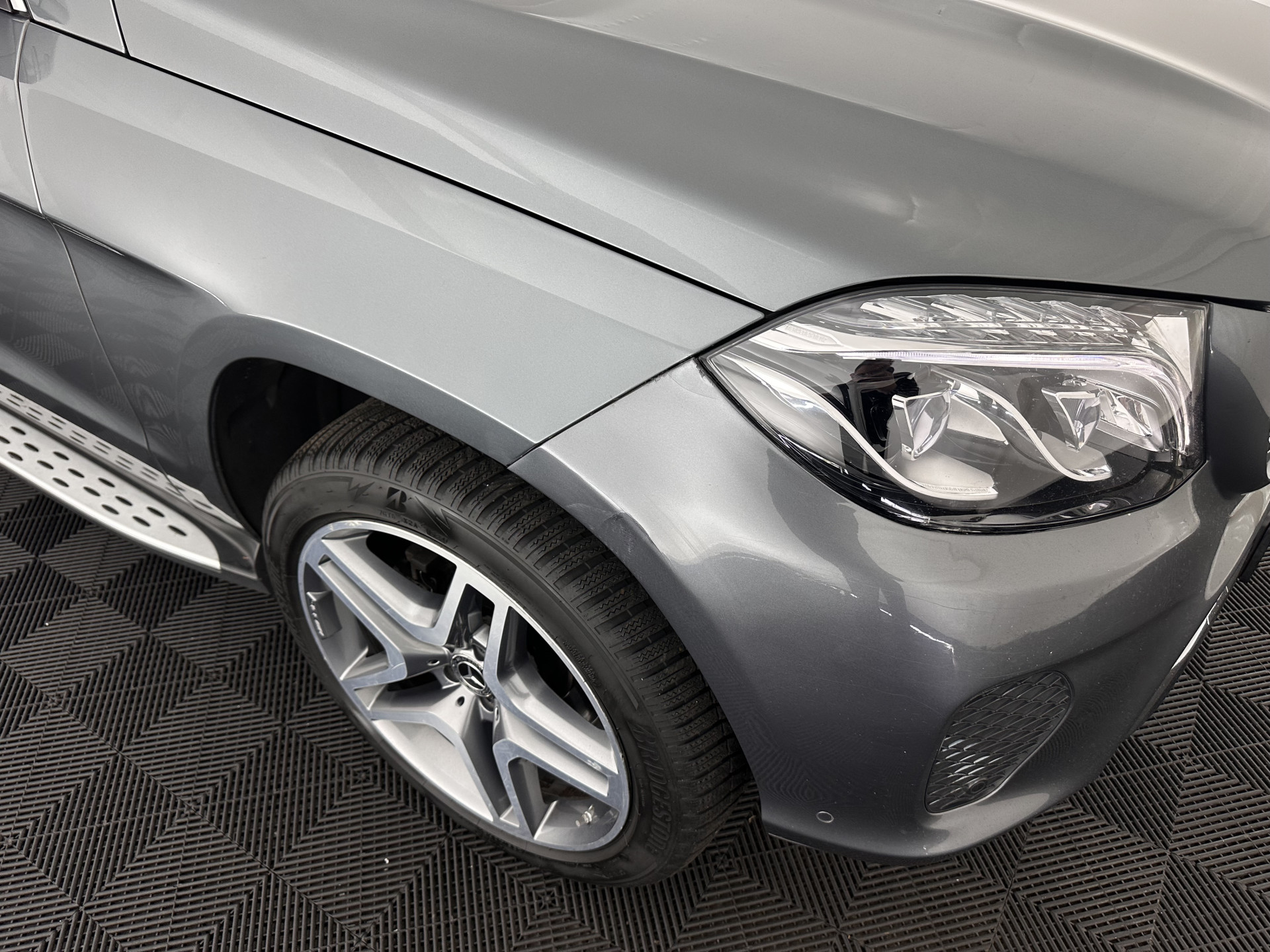Mercedes-Benz GLS 350 d 4MATIC AMG-Line [ 7-Pers ] *PANO | LEATHER | FULL-LED | DISTRONIC | NAVI-FULLMAP | HEAT/COLD-COMFORTSEATS | BLINDSPOT | MEMORY-PACK | HARMAN/KARDON | TOPVIEW | KEYLESS | SHIFTPADDLES | PRIVACY-GLASS | TOWBAR | 21''ALU*