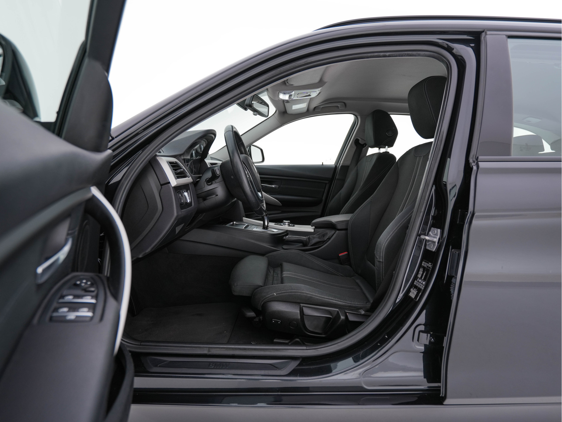 BMW 3-serie Touring 316d Centennial Executive Aut. *FULL-LED | SPORT-SEATS | NAVI-FULLMAP | ECC | PDC | CRUISE | 16''ALU*