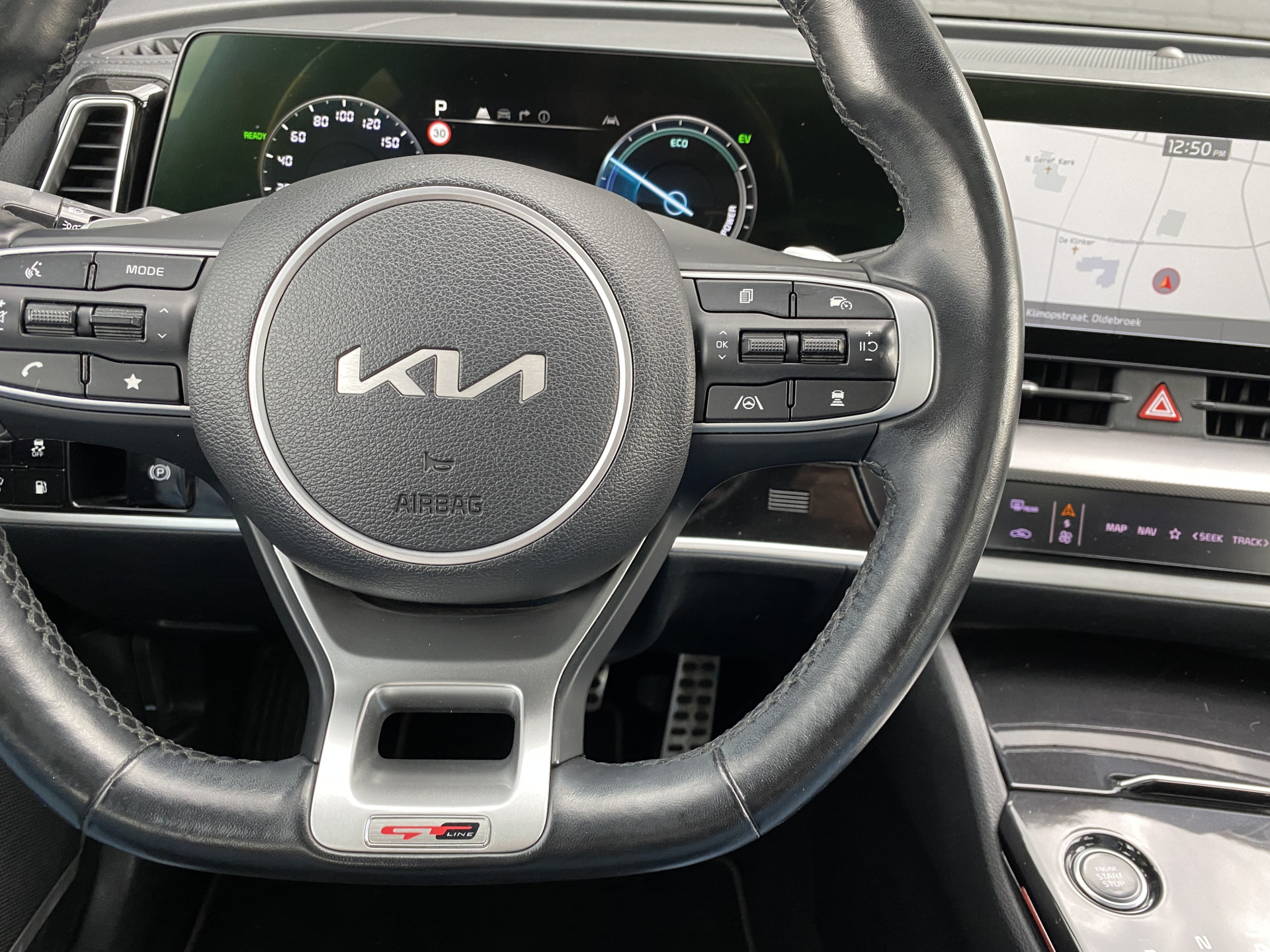 Kia Sportage 1.6 T-GDi Plug-in Hybrid AWD GT-PlusLine | dealer onderh. | panoramadak | trekhaak | leder interieur | navigatie