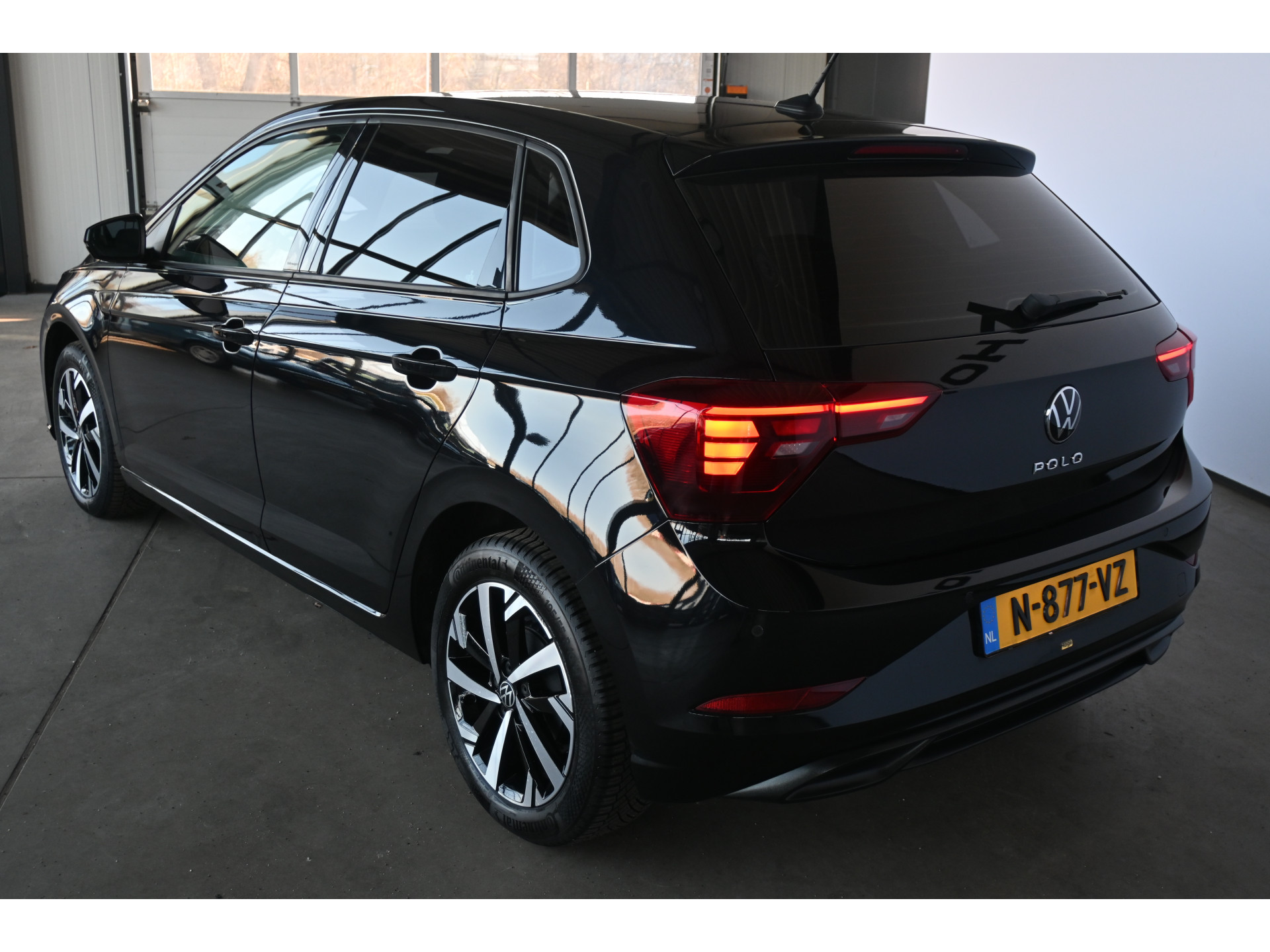 Volkswagen Polo 1.0 TSI Life Facelift! Airco Apple CarPlay Virtual Cruise Control 1e Eigenaar! Inruil Mogelijk!