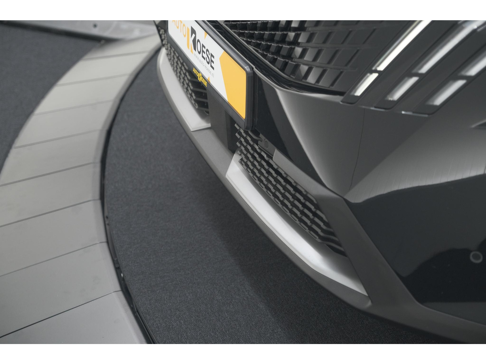 Peugeot 3008 1.2 Hybrid 136 GT | Panoramadak | 360 Camera | Stoelverwarming | Elektrische Kofferklep | Allseason Banden