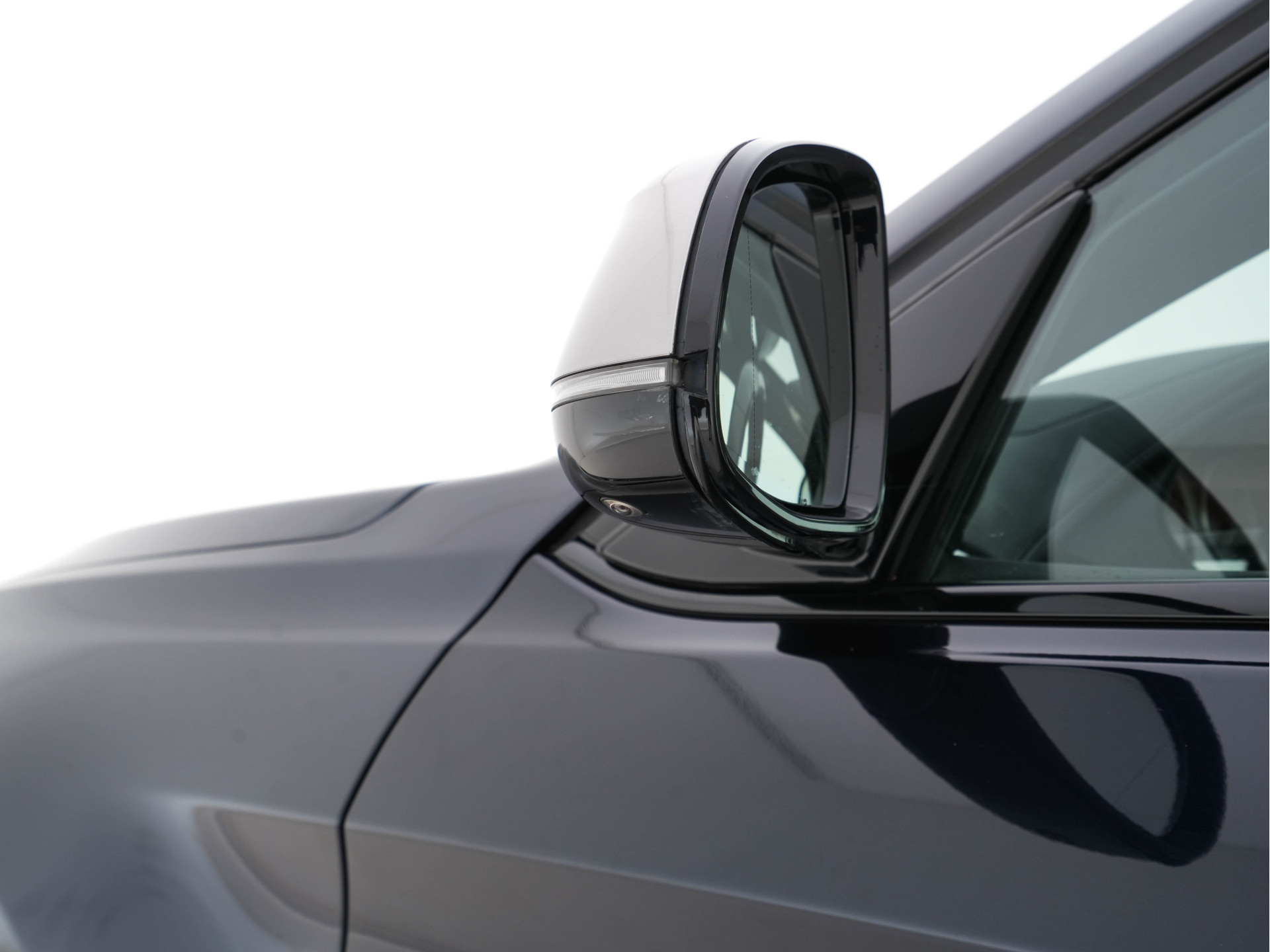 BMW X6 M50d M-Sport-Pack Innovation-Pack Aut. *PANO | LUXURY-LEATHER | FULL-LED | HARMAN/KARDON-SURROUND | MEMORY-PACK | TOPVIEW | HEAD-UP | NAVI-FULLMAP | SHIFT-PADDLES | CRUISE | HEATED-SPORTSEATS | 20''ALU*