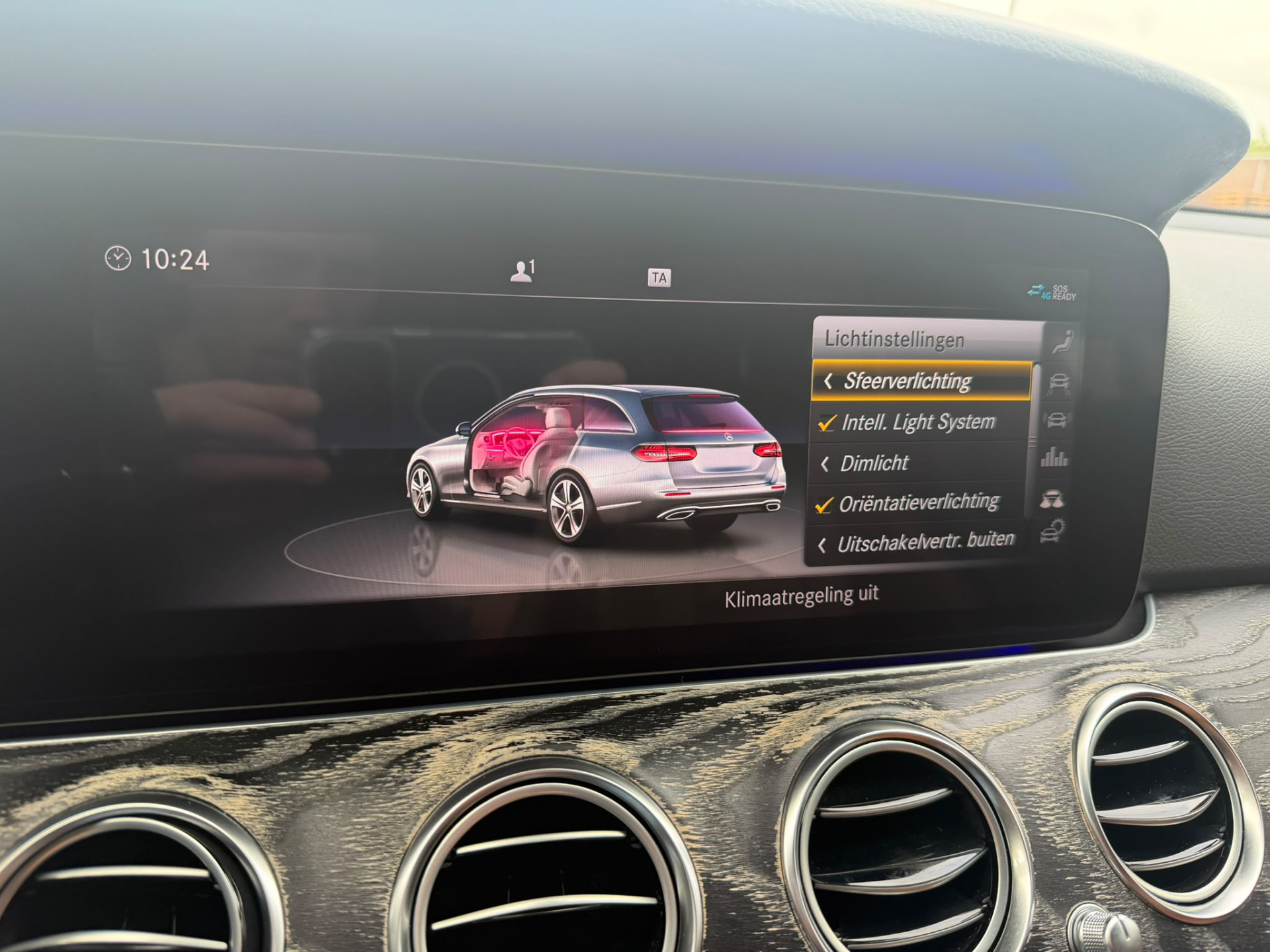 Mercedes-Benz E-klasse Estate 200 Premium 3/6/12 MND GARANTIE  | AUTOMAAT | NIEUWE APK | LEDER | PDC | NAVI | CRUISE |