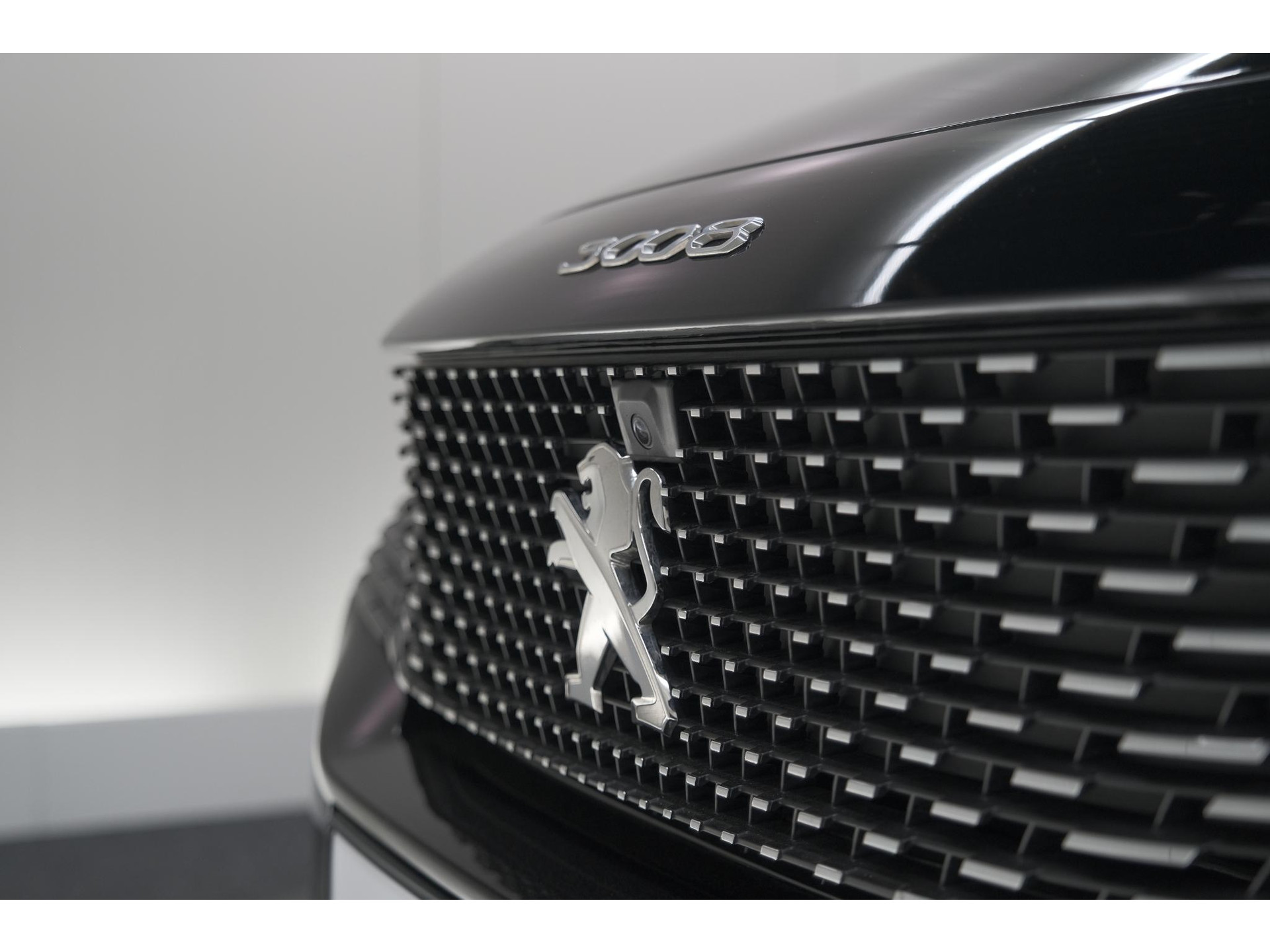 Peugeot 3008 1.2 Hybrid 136 GT | 360 Camera | Adaptieve Cruise Control | Elektronische Kofferklep | Navigatie
