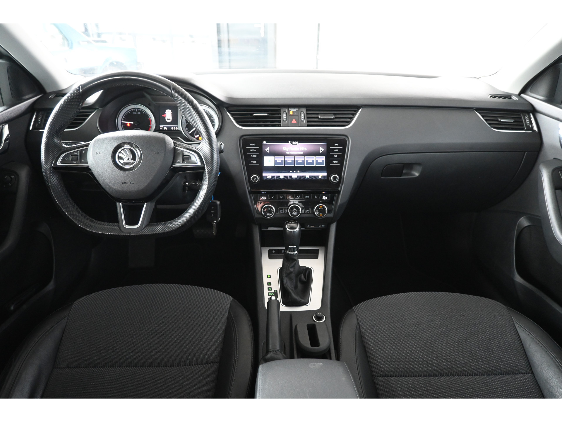 ŠKODA Octavia Combi 1.0 TSI Greentech Ambition Business Automaat Navigatie Stoelverwarming Rijklaarprijs! Inruil Mogelijk!