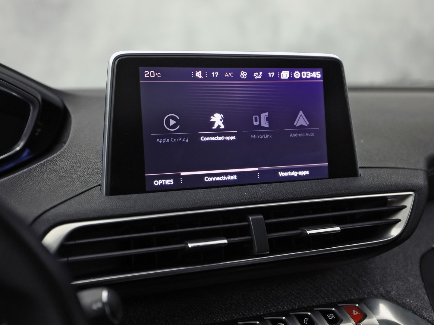 Peugeot 3008 1.2 PureTech GT Line (PANORAMADAK, APPLE CARPLAY, KEYLESS, 360 CAMERA, SPORTSTOELEN, GETINT GLAS, LED KOPLAMPEN, DRIVE MODE, NIEUWSTAAT)