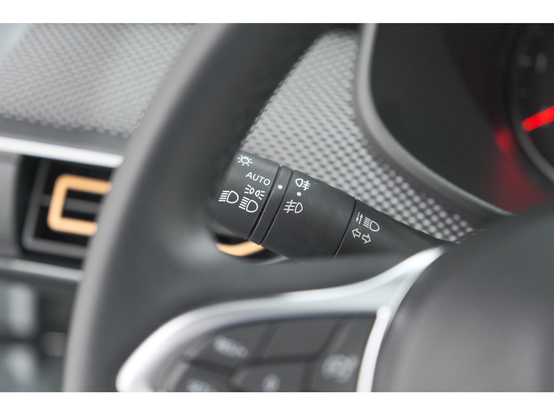 Dacia Sandero Stepway 1.0 TCe 90 Comfort | Apple Carplay | Parkeersensoren | Cruise Control