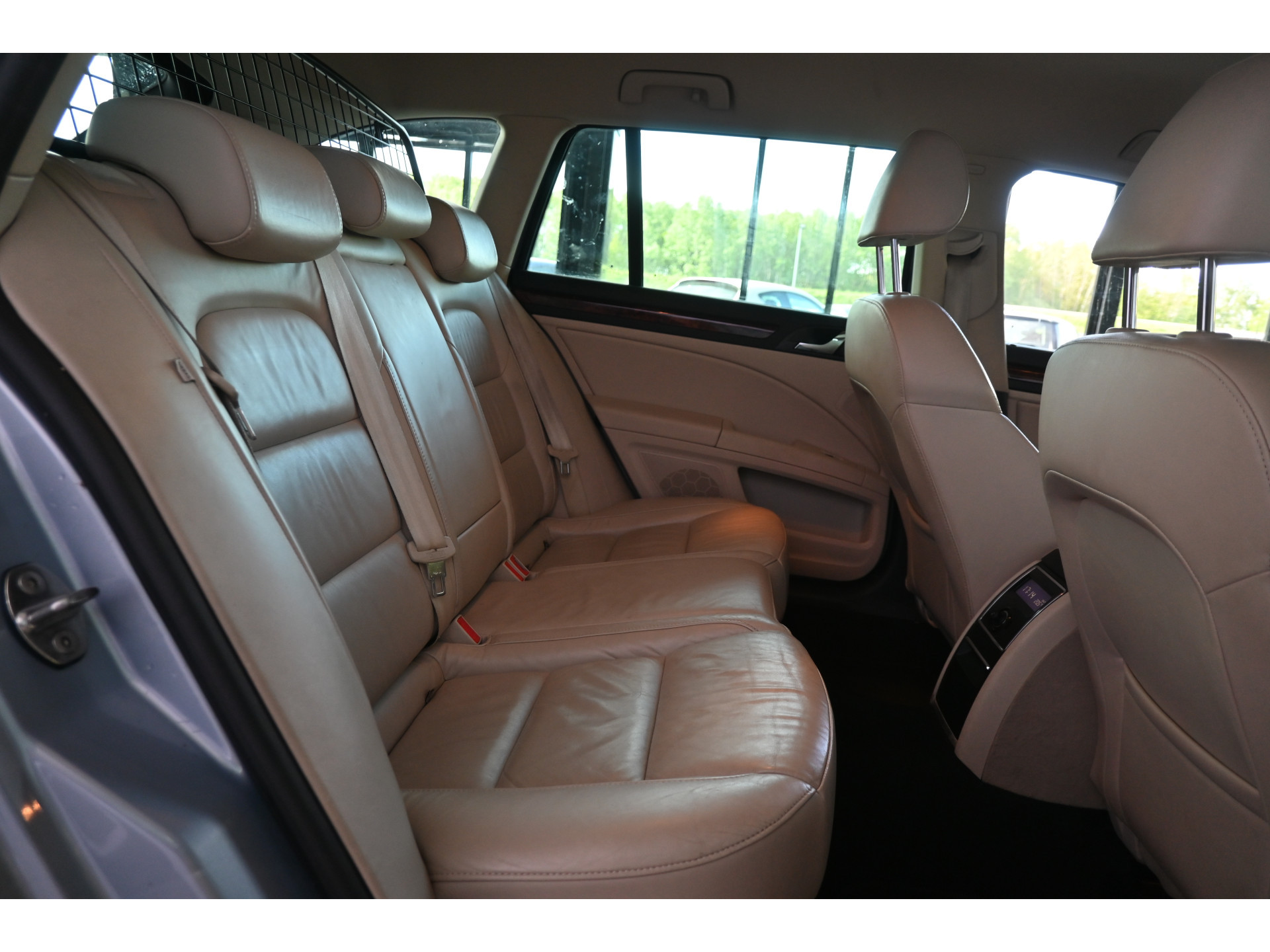 ŠKODA Superb Combi 1.8 TSI Elegance Business Line Automaat Navigatie Leder All in Prijs! Inruil Mogelijk!