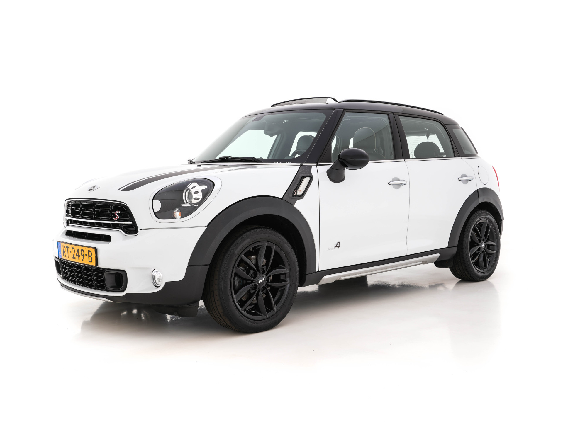 MINI Mini Countryman 2.0 Cooper SD ALL4 Pepper *PANO | LEATHER | BI-XENON | NAVI-FULLMAP | HEATED-COMFORTSEATS | ECC | HEATED-SEATS | PDC | CRUISE | TOWBAR | 17''ALU*