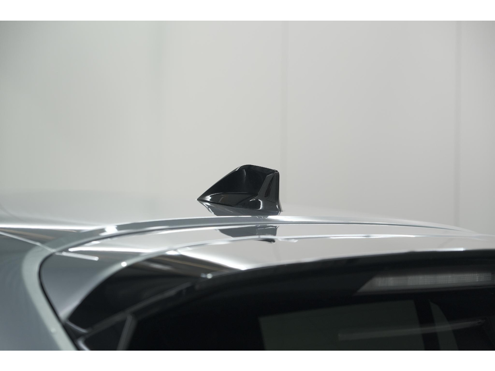 Peugeot 208 PureTech 100 Allure Pack | NIEUW MODEL | Apple CarPlay | Parkeersensoren | Climate Control