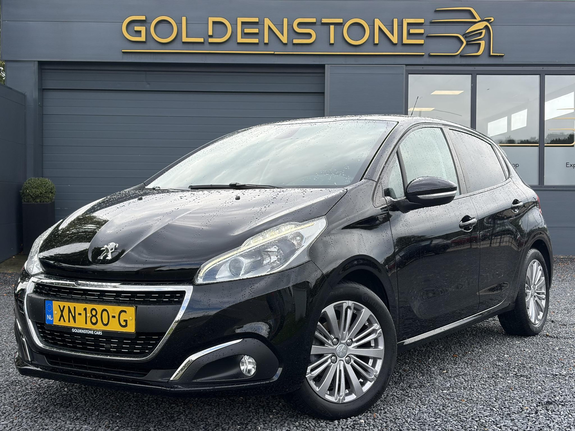 Peugeot 208 1.2 PureTech Signature ✓Net beurt gahad✓Navi✓Carplay✓Lm velgen✓Airco✓Cruise✓5 Deurs✓Pdc✓5 Deurs✓Lm velgen✓N.A.P✓Apk tot 04-2027