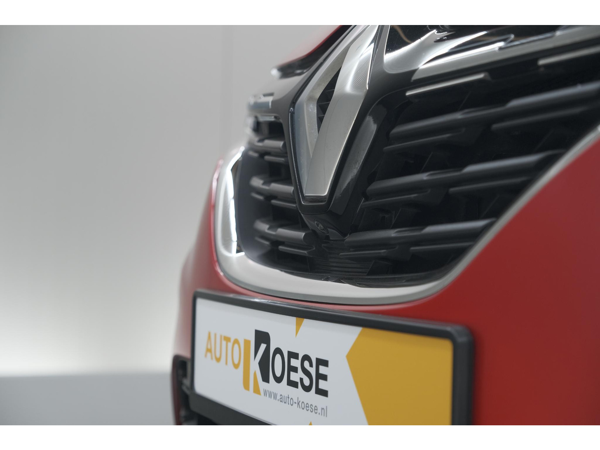 Renault Captur TCe 90 Techno | 360 Camera | 9.3 Inch Grootscherm | Apple Carplay | Navigatie
