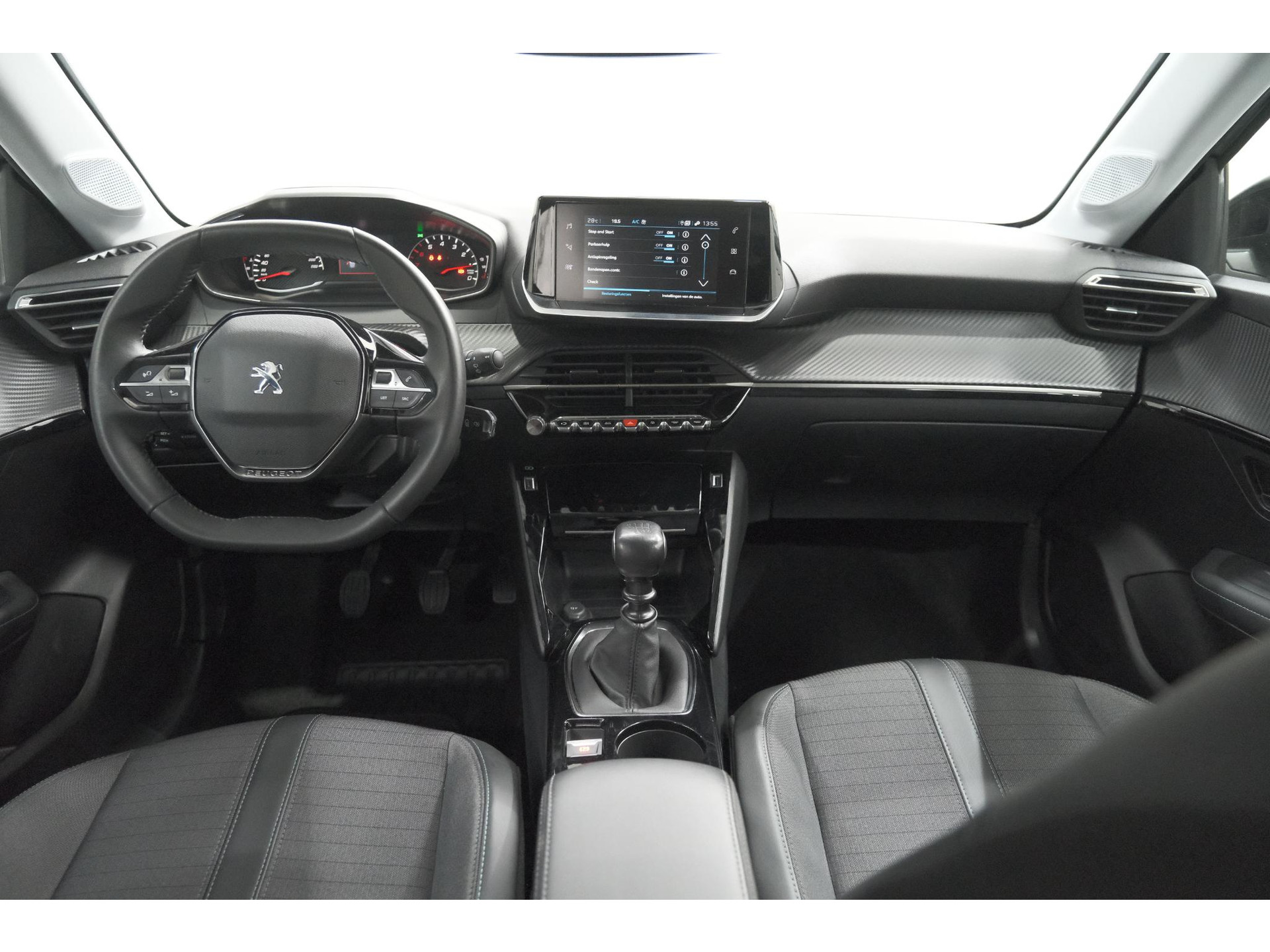 Peugeot 208 PureTech 100 Allure | Navigatie | Parkeersensoren | Apple Carplay