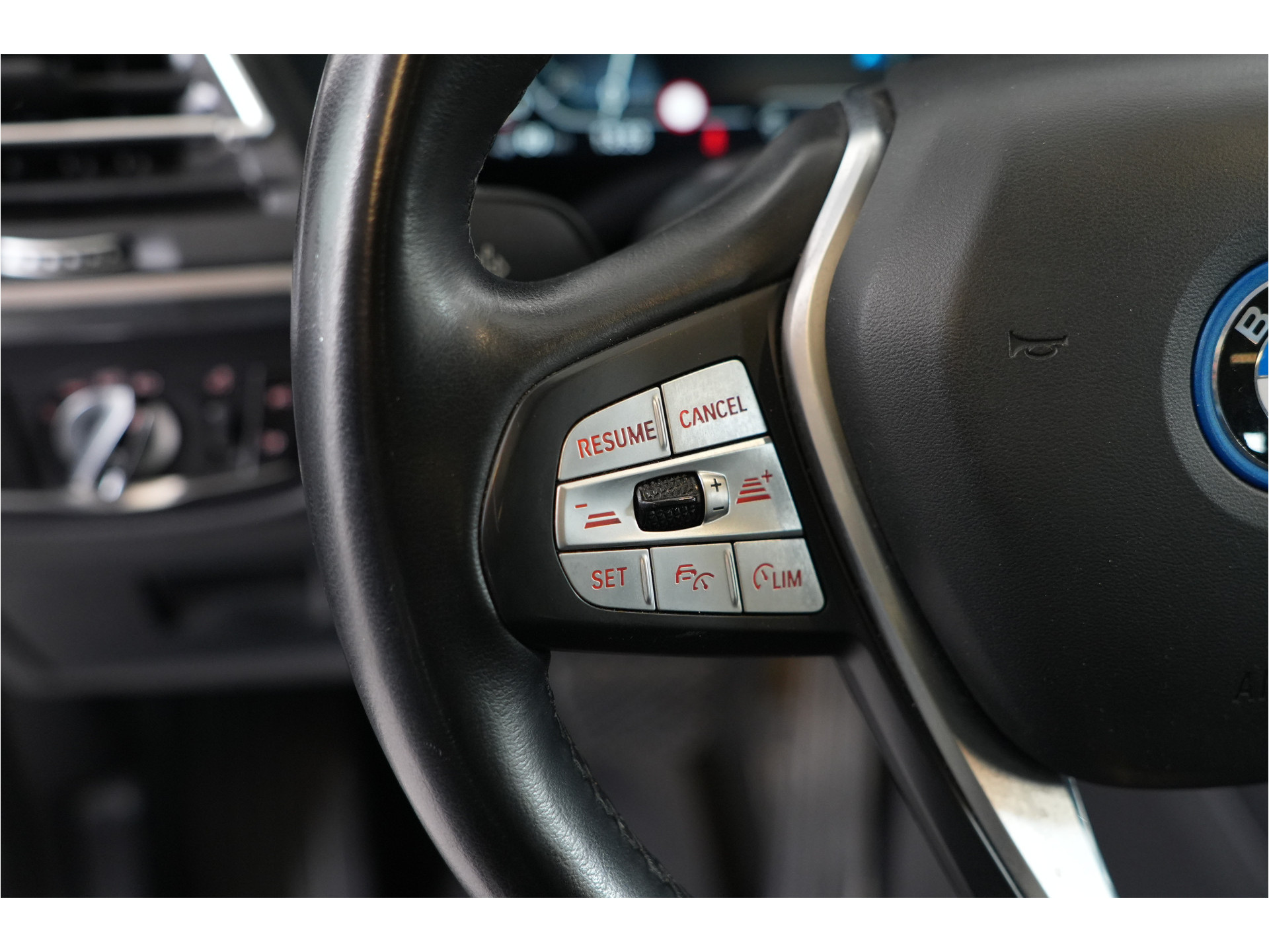 BMW X3 xDrive30e PHEV 293 pk | SOH 96% | Leder | 360° Cam | Adaptive Cruise | Sportstoelen |