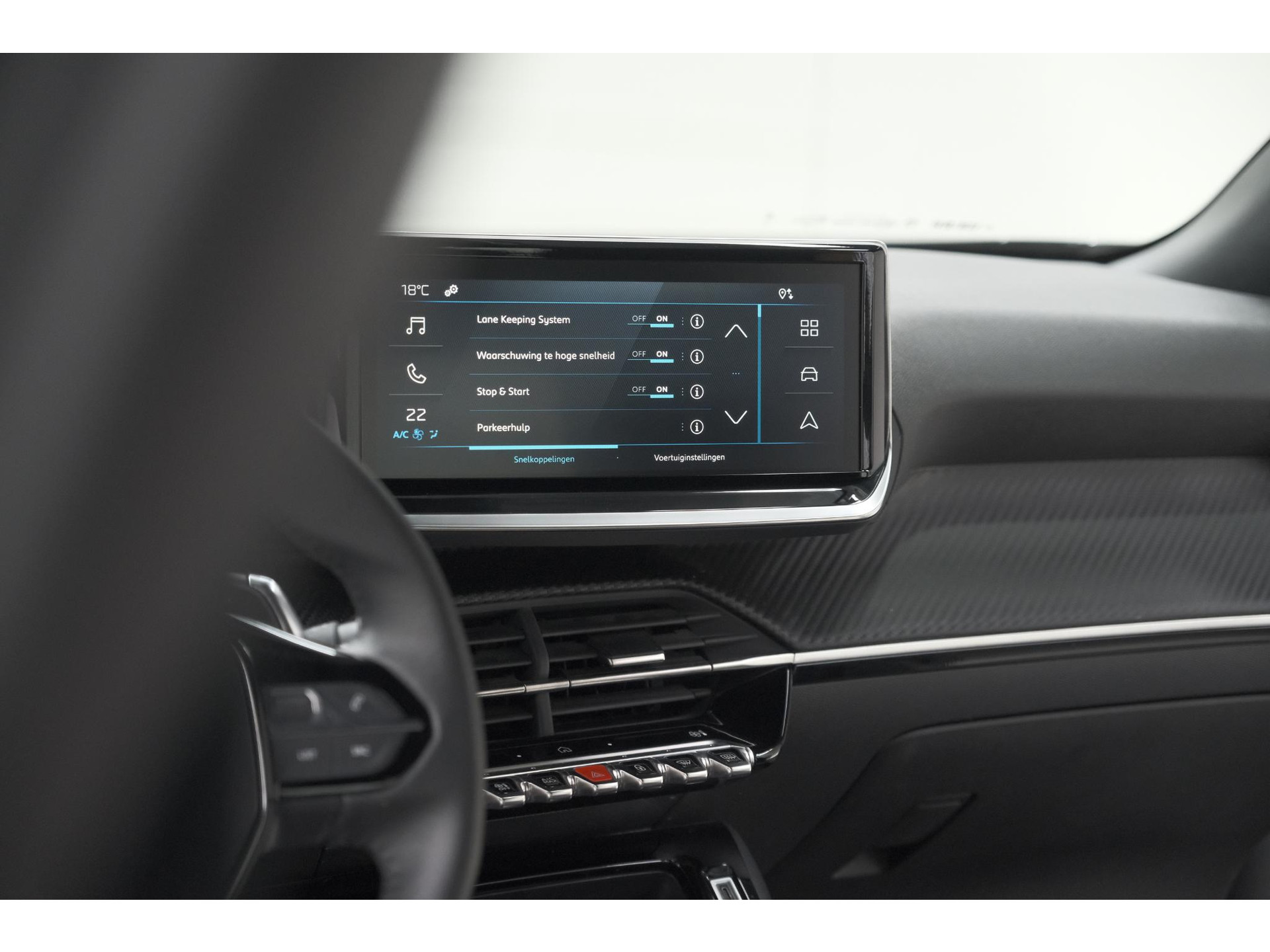 Peugeot 2008 1.2 Hybrid 136 Style | Apple Carplay | Parkeersensoren | Climate control