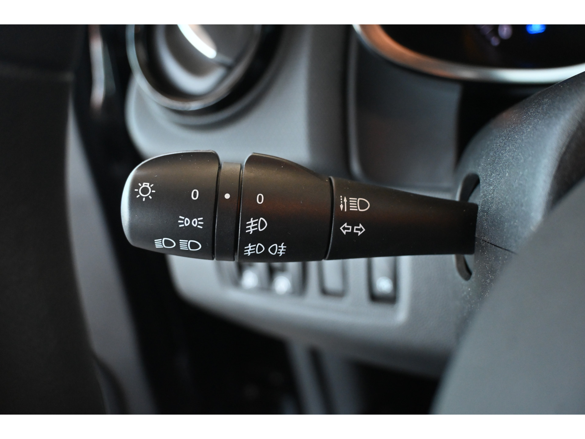 Renault Clio 1.2 Dynamique Automaat Airco Navigatie Cruise Control Goed Onderhouden! Inruil Mogelijk!