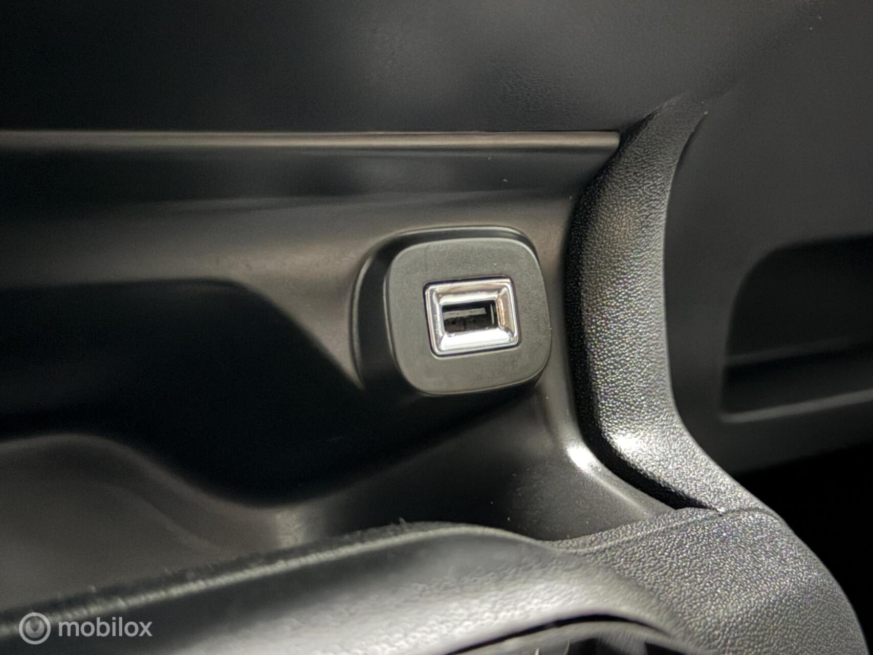 Citroën C4 Cactus 1.2|Leder|Stoelverw|Automaat|NAP|New Ketting