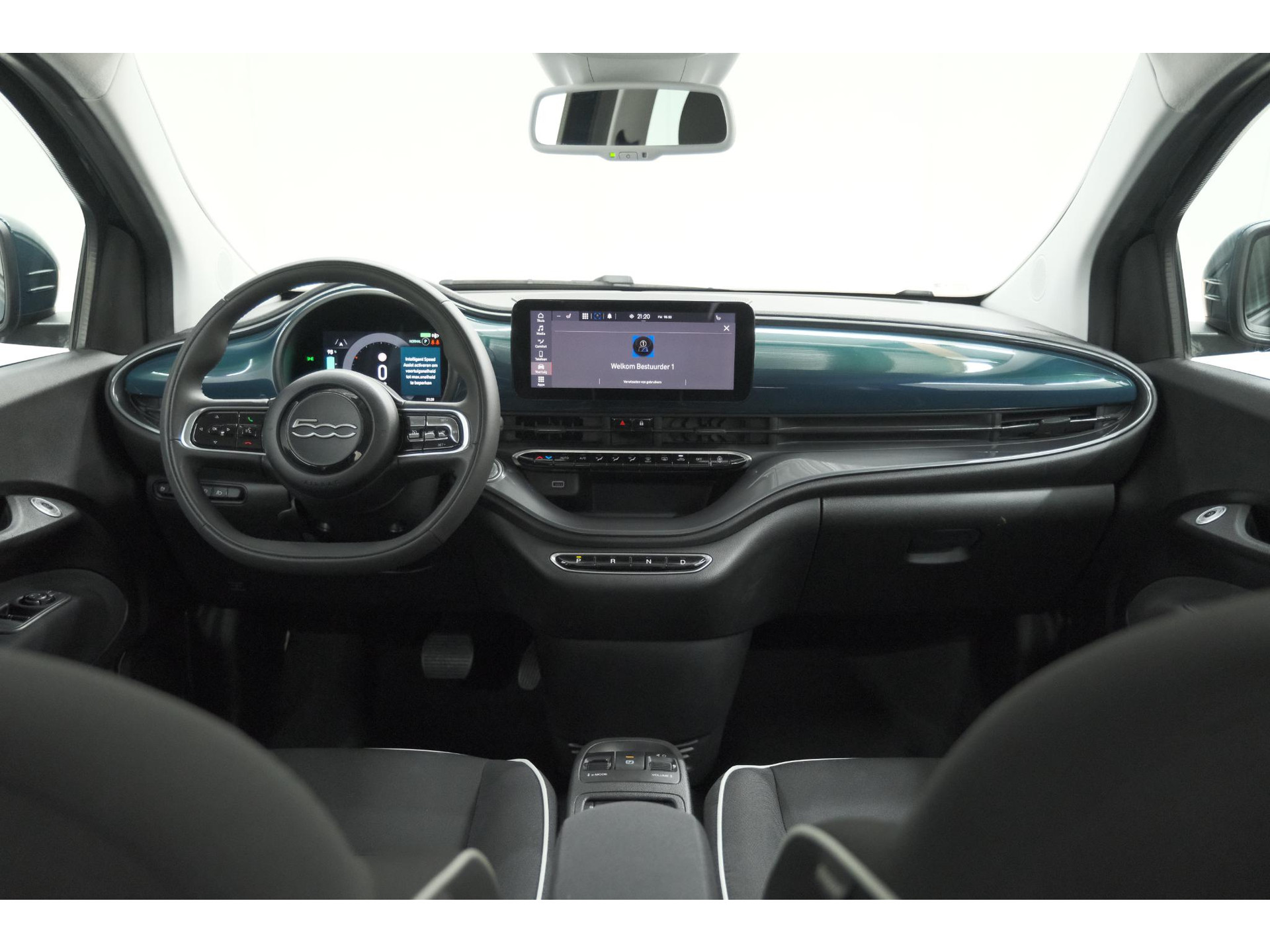 Fiat 500 Icon 42 kWh | 96,1% SOH | Convenience Pack | Camera | Dodehoekdetectie | Stoelverwarming