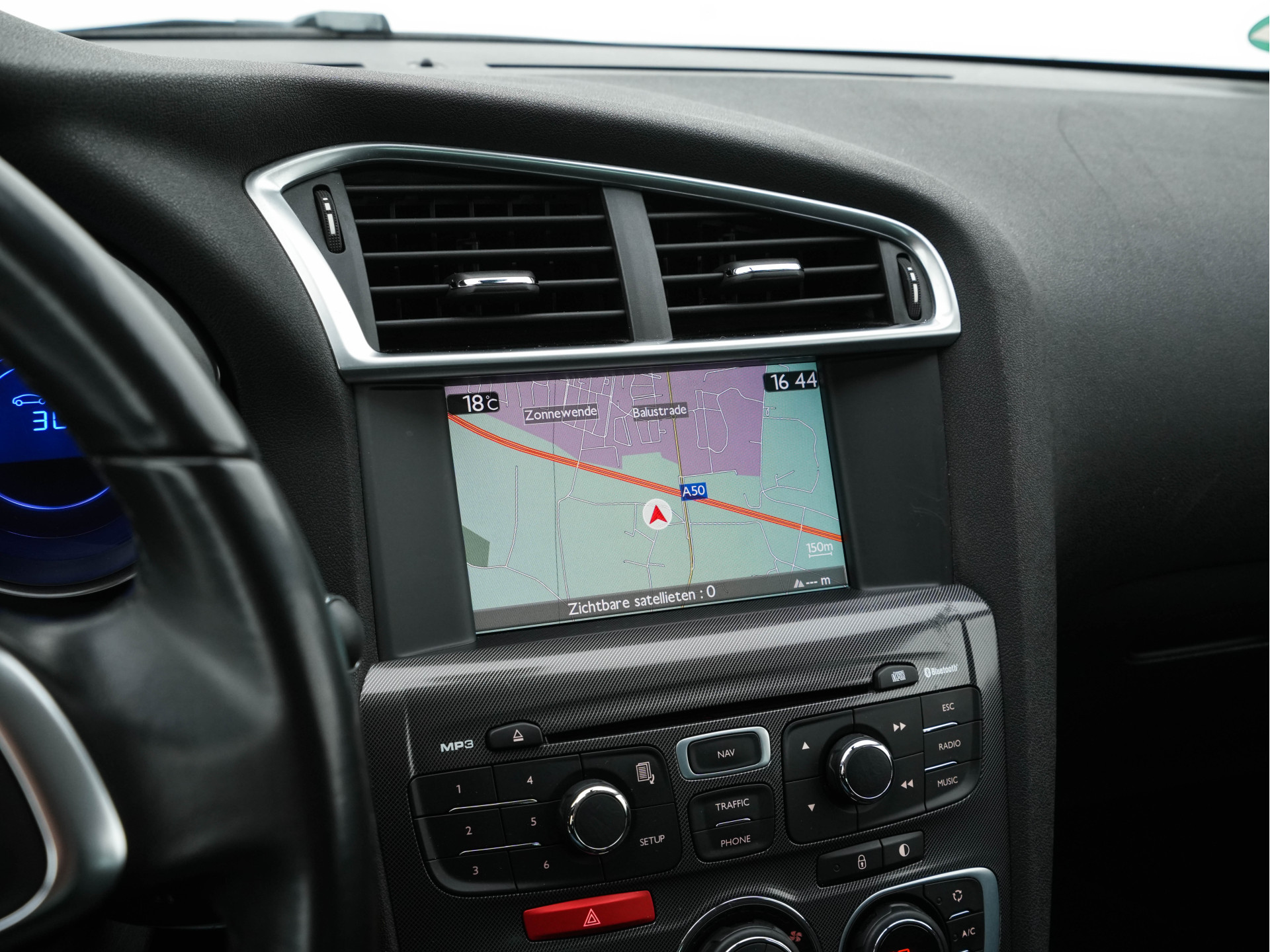 Citroën C4 1.6 HDi Ligne Business *NAVI-FULLMAP | ECC | PDC | CRUISE | TOWBAR | COMFORT-SEATS | PRIVACY-GLASS | 16''ALU*