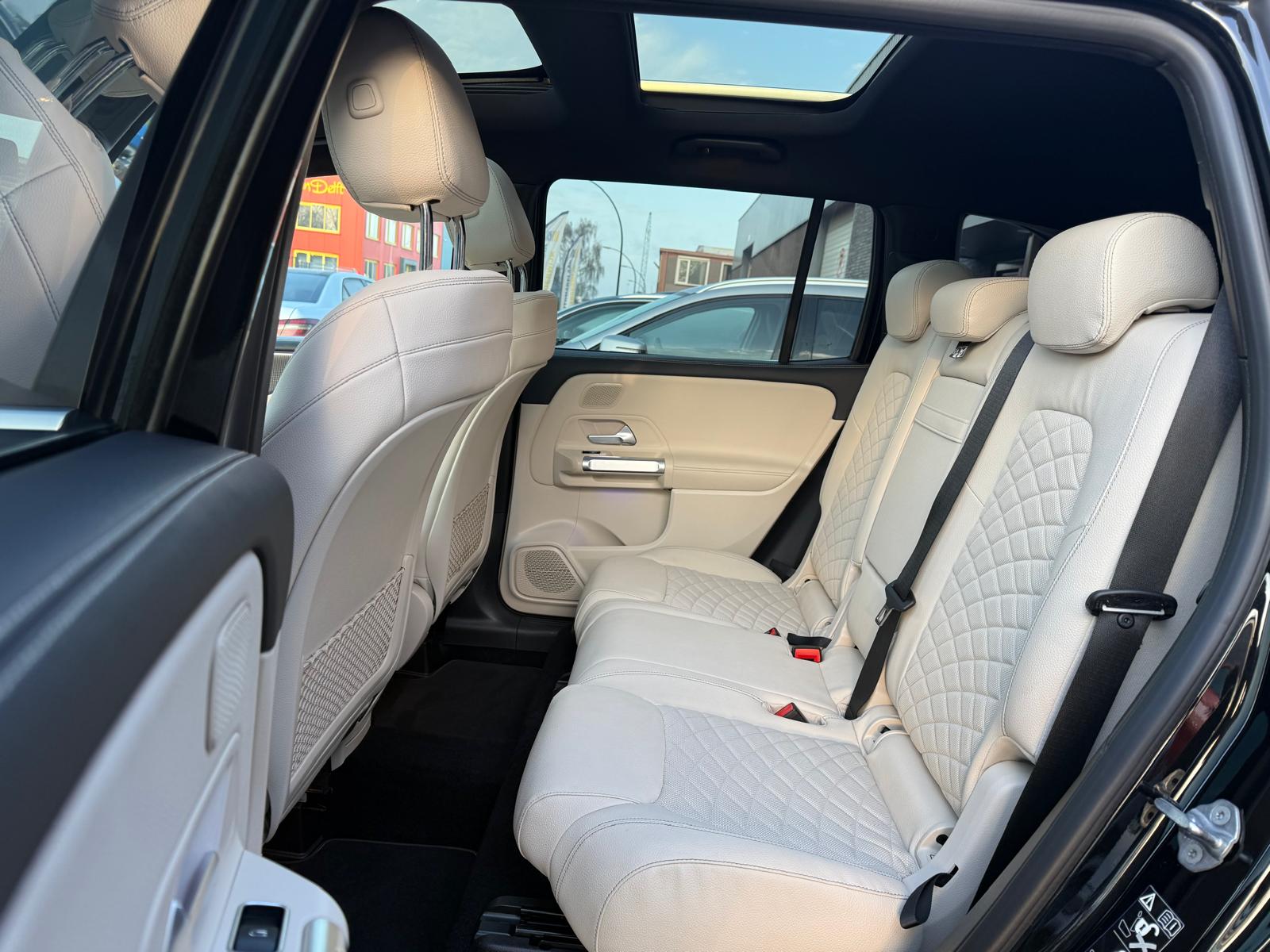 Mercedes-Benz GLB 250 4MATIC Advantage | 1E EIGENAAR | 3/6/12MND GARANTIE | 225 PK | AUTOMAAT | LED | MEMORY | CARPLAY | PANODAK | CRUISE |
