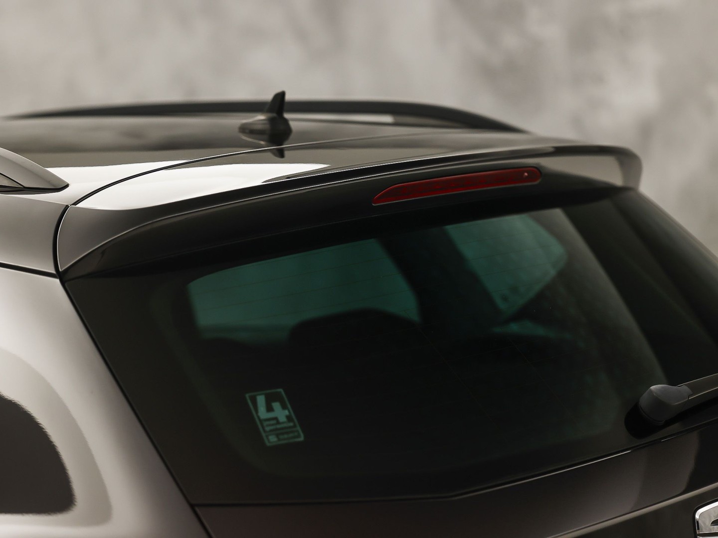 SEAT Ateca 1.0 TSI Sport (GROOT NAVI, APPLE CARPLAY, CAMERA, GETINT GLAS, LM VELGEN, CLIMATE, AUTOMATISCH INPARKEREN, NIEUWE APK)