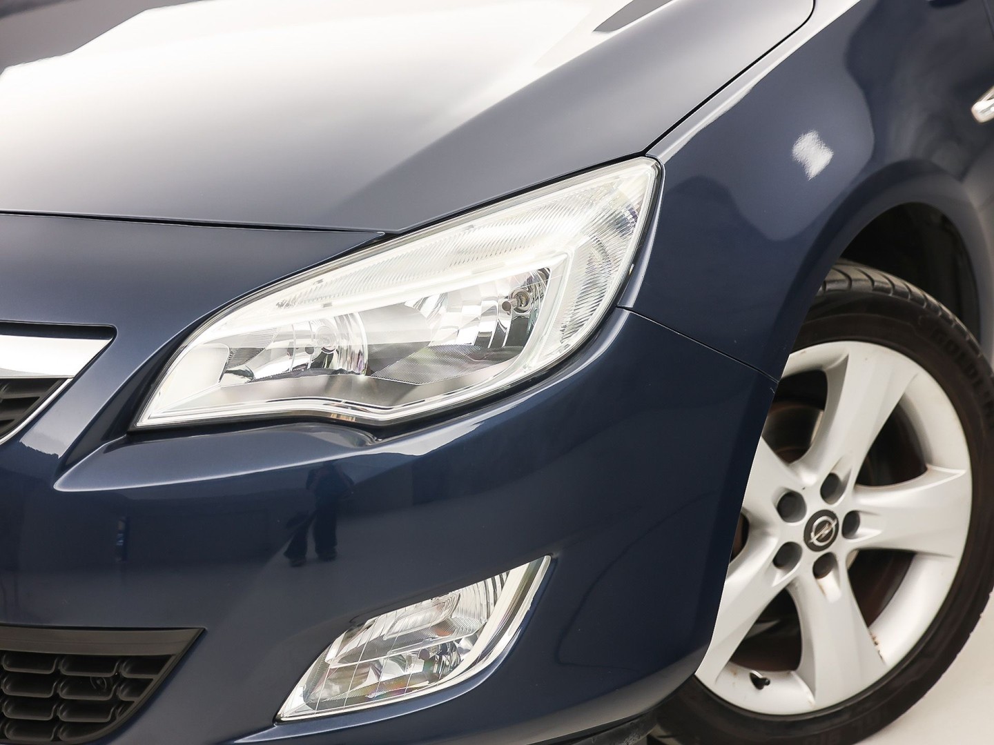 Opel Astra 1.6 Selection (CLIMATE, CRUISE CONTROL, SPORTSTOELEN, NIEUWE APK, NIEUWSTAAT)