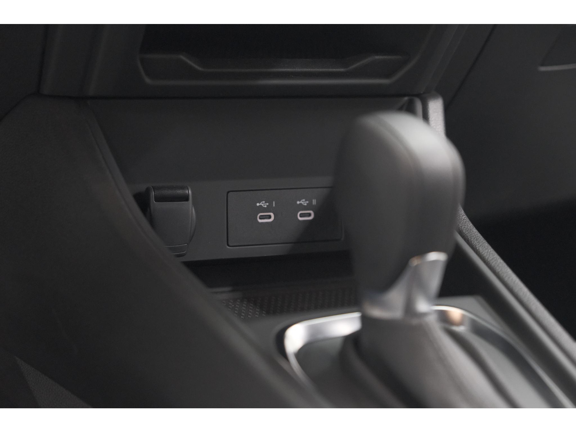 Renault Captur Mild Hybrid 160 EDC Techno | Camera | Navigatie | Apple Carplay | Pack Full Screen