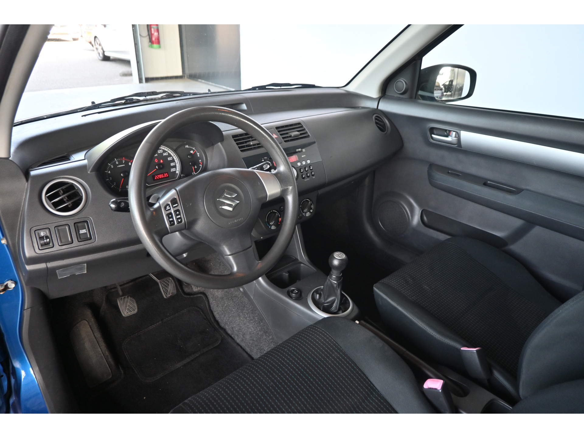 Suzuki Swift 1.3 GA Airco Elektrisch Pakket! Lichtmetaal Nieuwe APK! All in Prijs! Inruil Mogelijk!