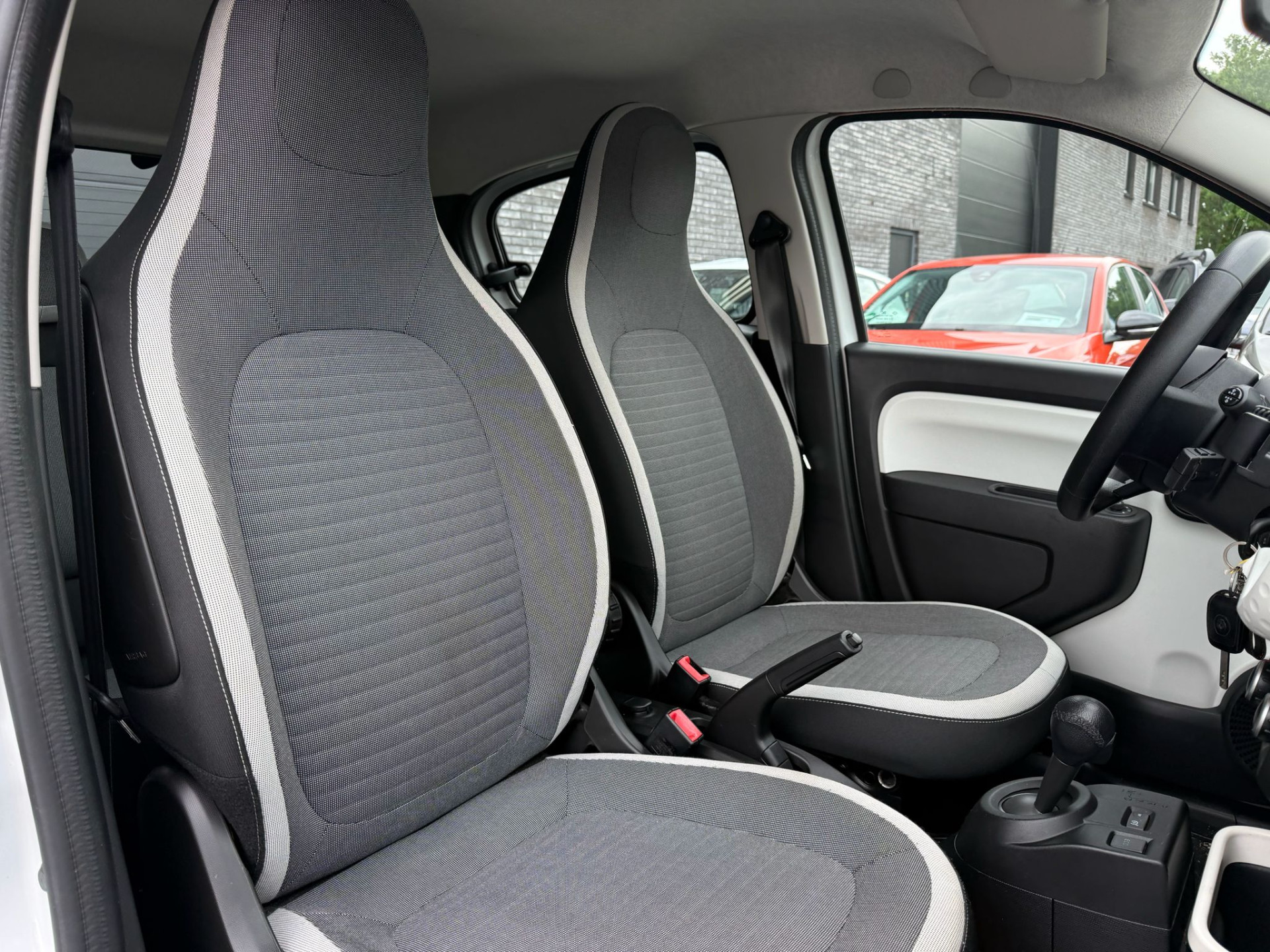 Renault Twingo 1.0 SCe Collection | 1E EIGENAAR | 3/6/12MND GARANTIE | AUTOMAAT | ELECRAMEN | BLUETOOTH | AIRCO