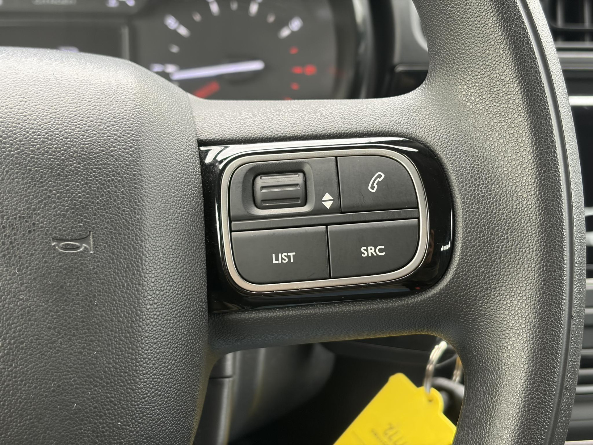 Citroen C3 1.2 PureTech Feel 105g ✓Nieuwe D-riem✓Airco✓Cruise✓Pdc✓Rijstrooksensor✓Pdc✓Net beurt gehad✓2e Eigenaar✓Bj 12-2017✓N.A.P✓Apk tot 06-2026