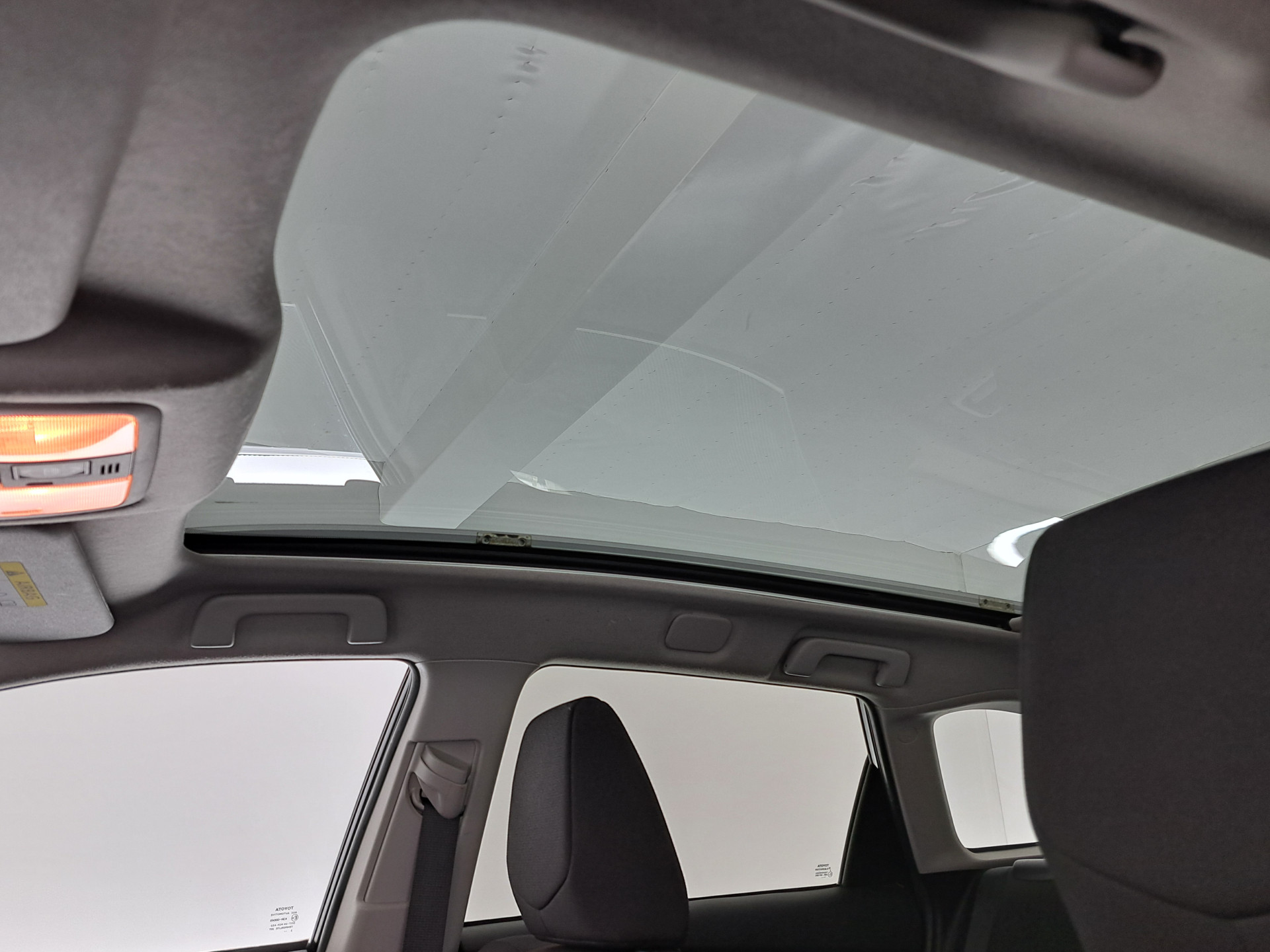 Toyota Auris Touring Sports 1.8 Hybrid Lease Aut. *PANO | NAVI-FULLMAP | KEYLESS | CAMERA | COMFORT-SEATS | ECC | PDC | CRUISE | TOWBAR | 16''ALU*