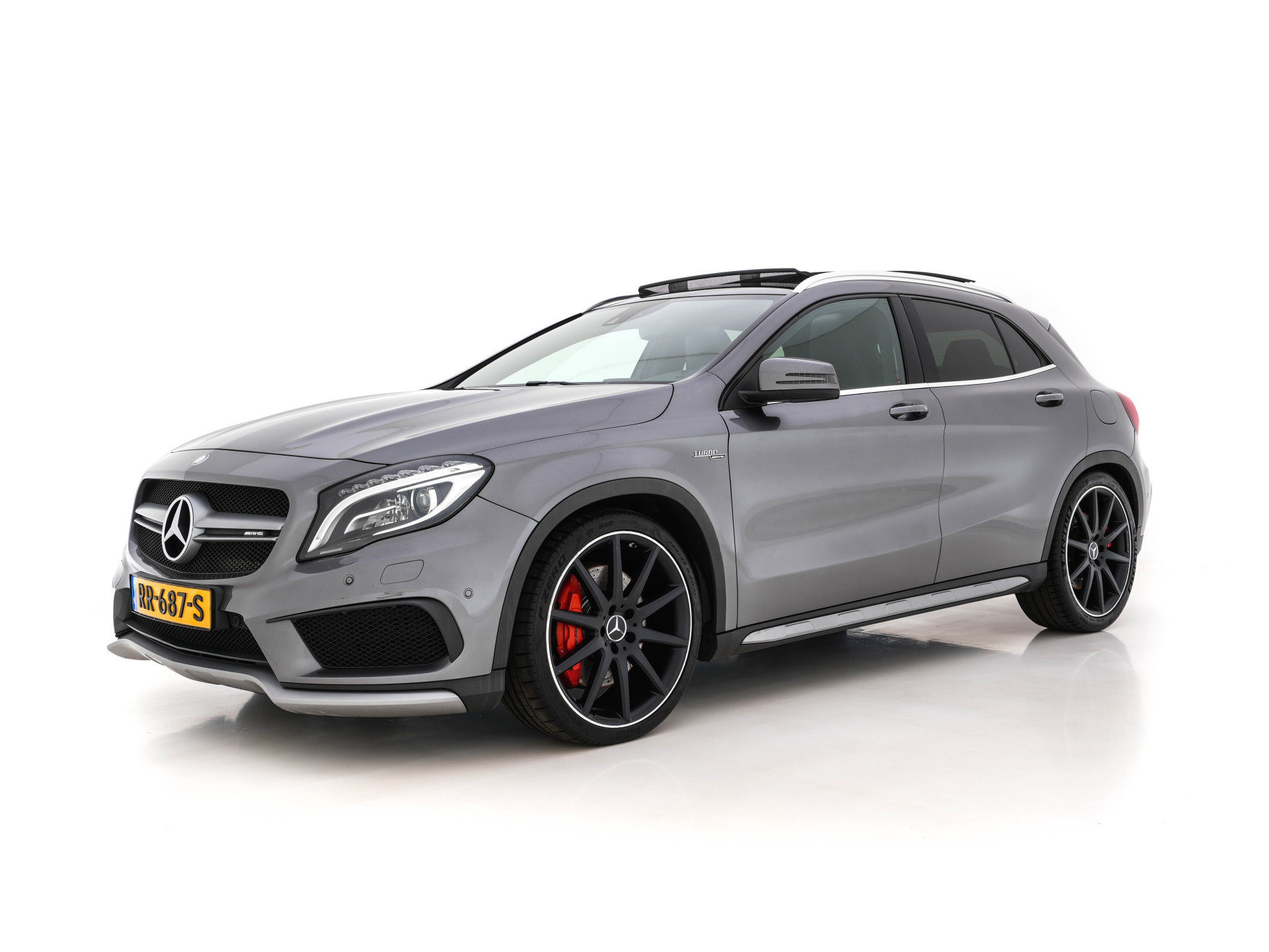Mercedes-Benz GLA-klasse AMG 45 4MATIC *PANO | XENON | LEATHER-ALCANTARA | MEMORY-PACK | HARMAN/KARDON-AUDIO | KEYLESS |  CAMERA | SPORT-SEATS | HEATED-SEATS | NAVI-FULLMAP | SHIFT-PADDLES  | ECC | PDC | CRUISE | 20''ALU*
