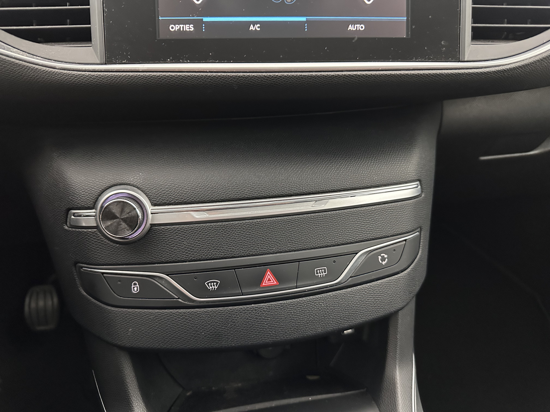 Peugeot 308 1.5 Blue HDi Allure *FULL-LED | HEATED-SPORTSEATS | NAVI-FULLMAP | DAB | ECC | PDC | CRUISE | PRIVACYGLASS | 16''ALU*