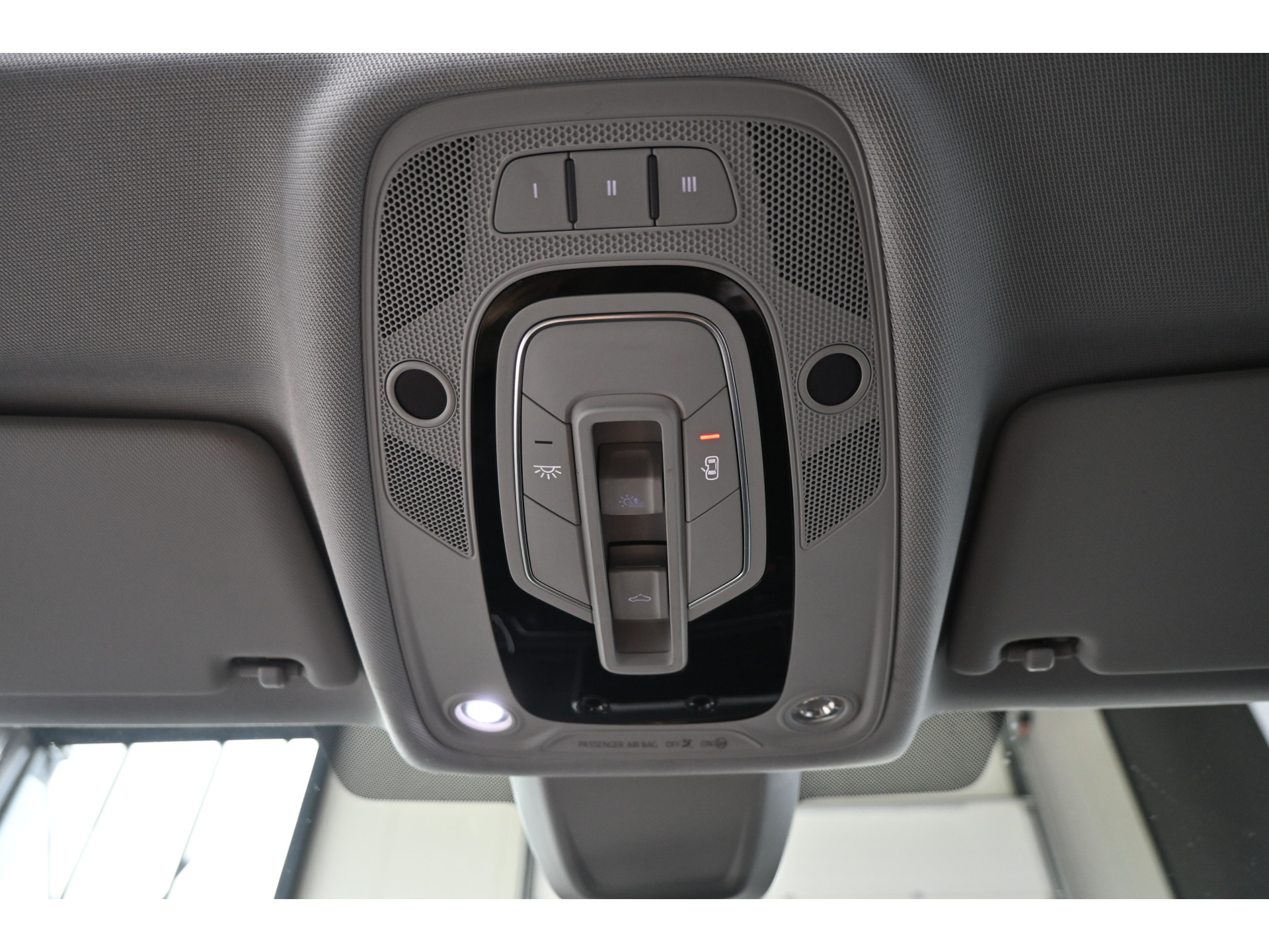 Audi A4 Avant 2.0 TFSI quattro S-Line Automaat Navigatie Panoramadak Adaptief Matrix LED Goed Onderhouden! Inruil Mogelijk!