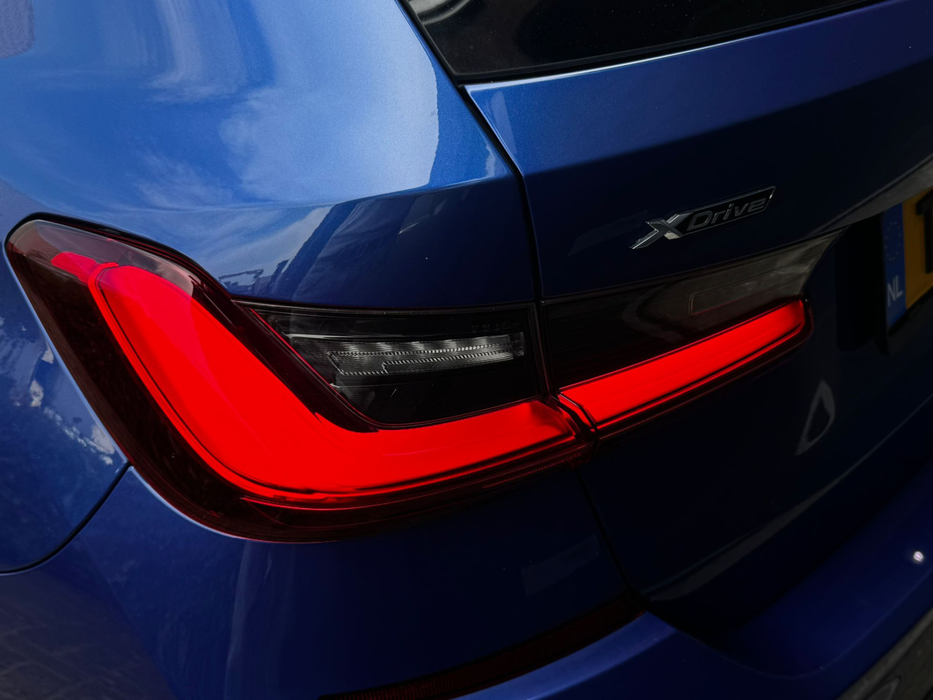 BMW 3-serie Touring 330E 292PK XDrive M-Sport Shadow Head-UP Laser