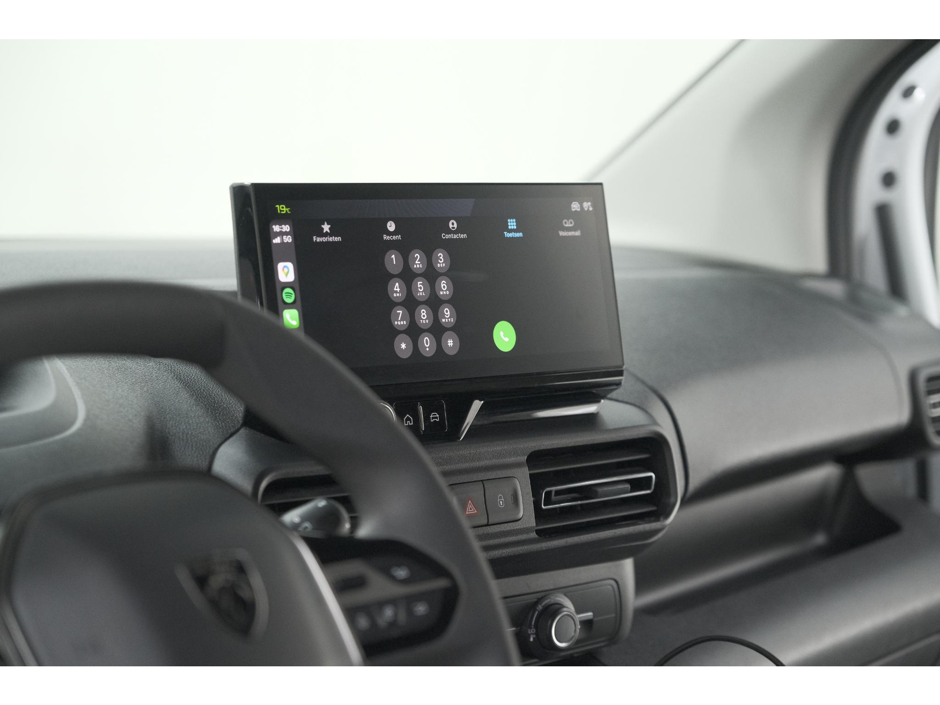 Peugeot Partner 1.5 BlueHDi 130 EAT8 S&S L1 | Trekhaak | Laadruimte-Pakket | Camera | Dodehoekdetectie