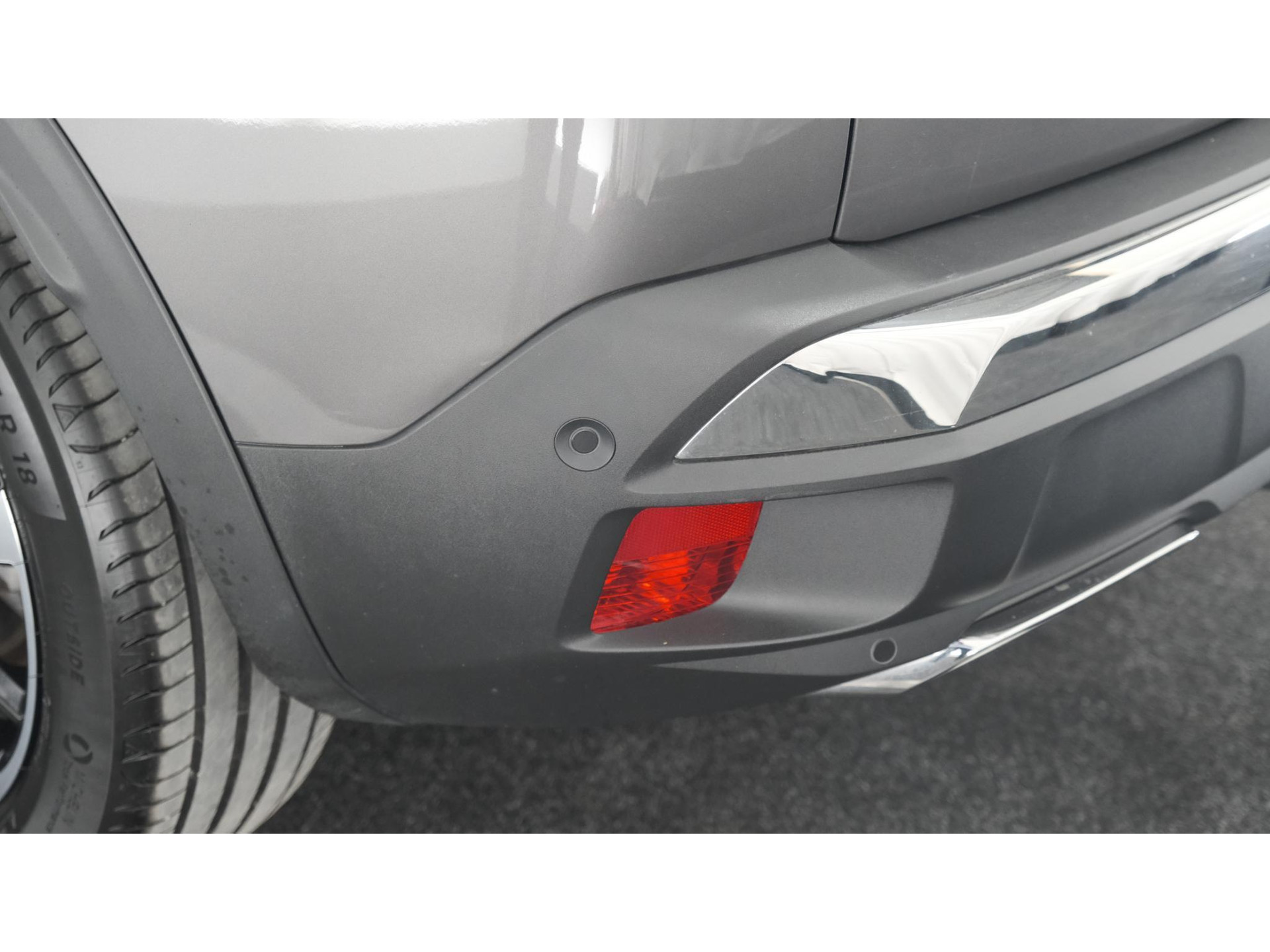 Peugeot 3008 1.6 PureTech 180 EAT8 GT | Trekhaak | Camera | Dodehoekdetectie | Navigatie