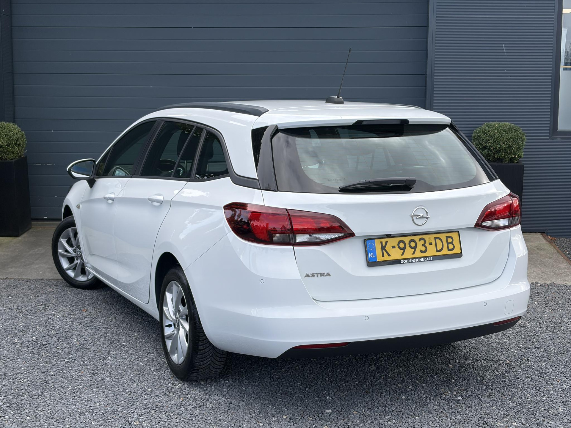 Opel Astra Sports Tourer 1.2 Edition ✓Camera ✓110pk✓2e Eigenaar✓Carplay✓Navi✓Airco✓Cruise✓Pdc✓LED koplampen✓N.A.P.✓6 Bak✓Pdc V+A✓Lm velgen✓Dakdragers ✓Comfortstoelen✓Bj 11-2020✓Apk tot 07-2028