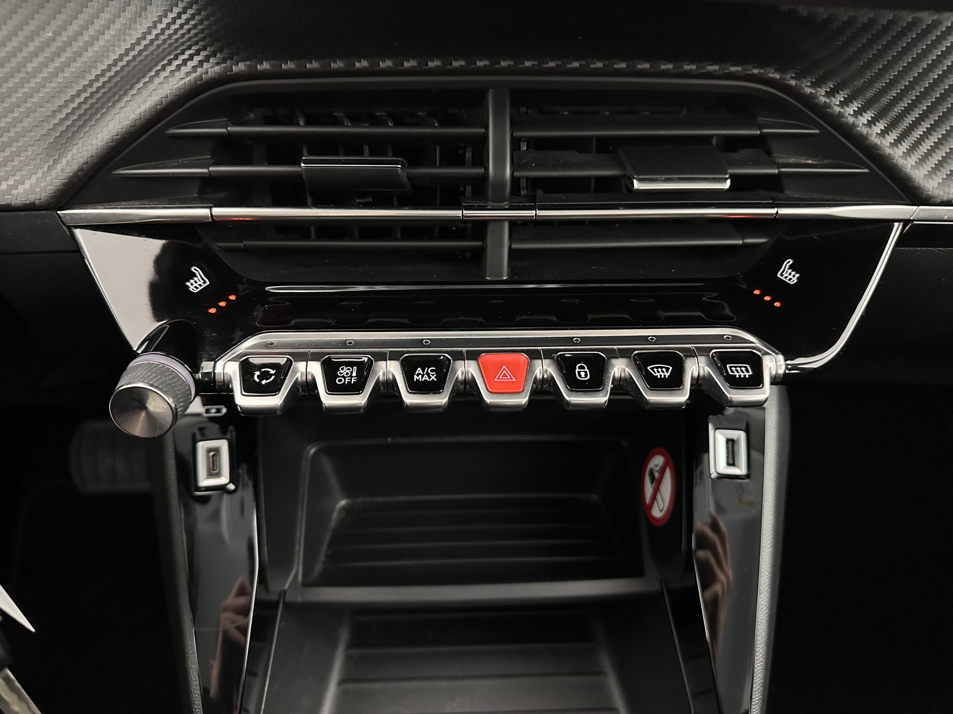 Peugeot 2008 1.2 PureTech Blue Lease Active (INCL-BTW) Aut. *FULL-LED | NAVI-FULLMAP | DIGI-COCKPIT | HEATED-SPORTSEATS | CAMERA | SHIFTPADDLES | ECC | PDC | CRUISE | CARPLAY  | TOWBAR | 16"ALU*