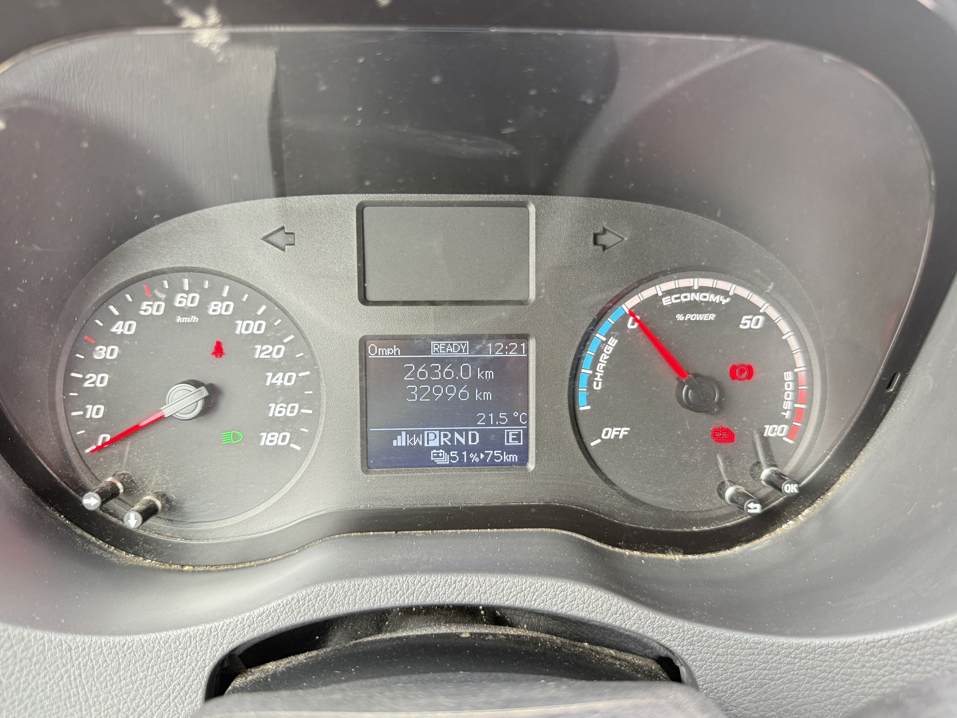 Mercedes-Benz eSprinter 312 55 kWh L2H2 Elektrisch 168 km WLTP 80kw Snelladen StoelverwarmingClimate Control